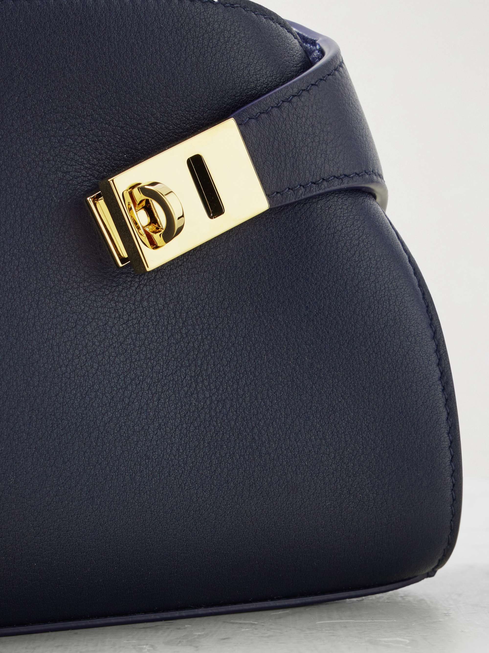 FERRAGAMO 
