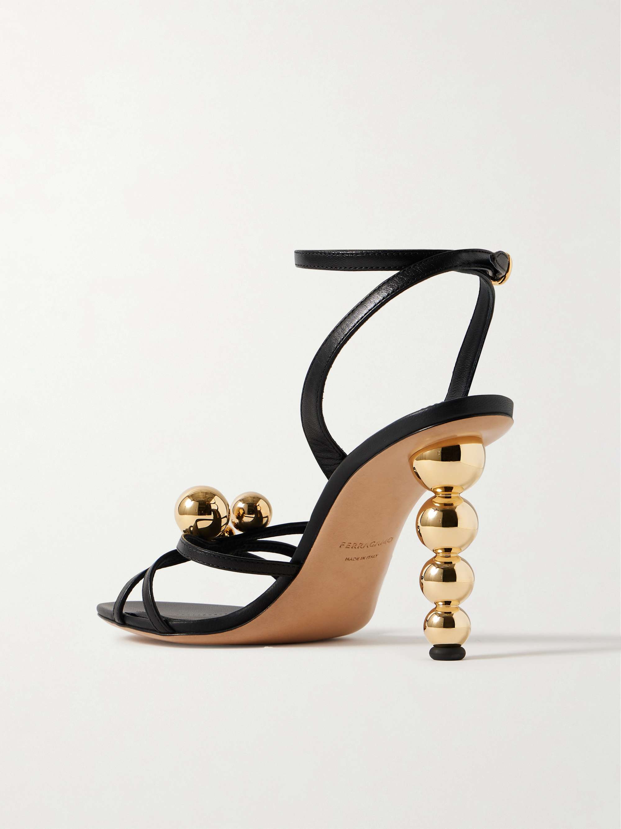 FERRAGAMO 