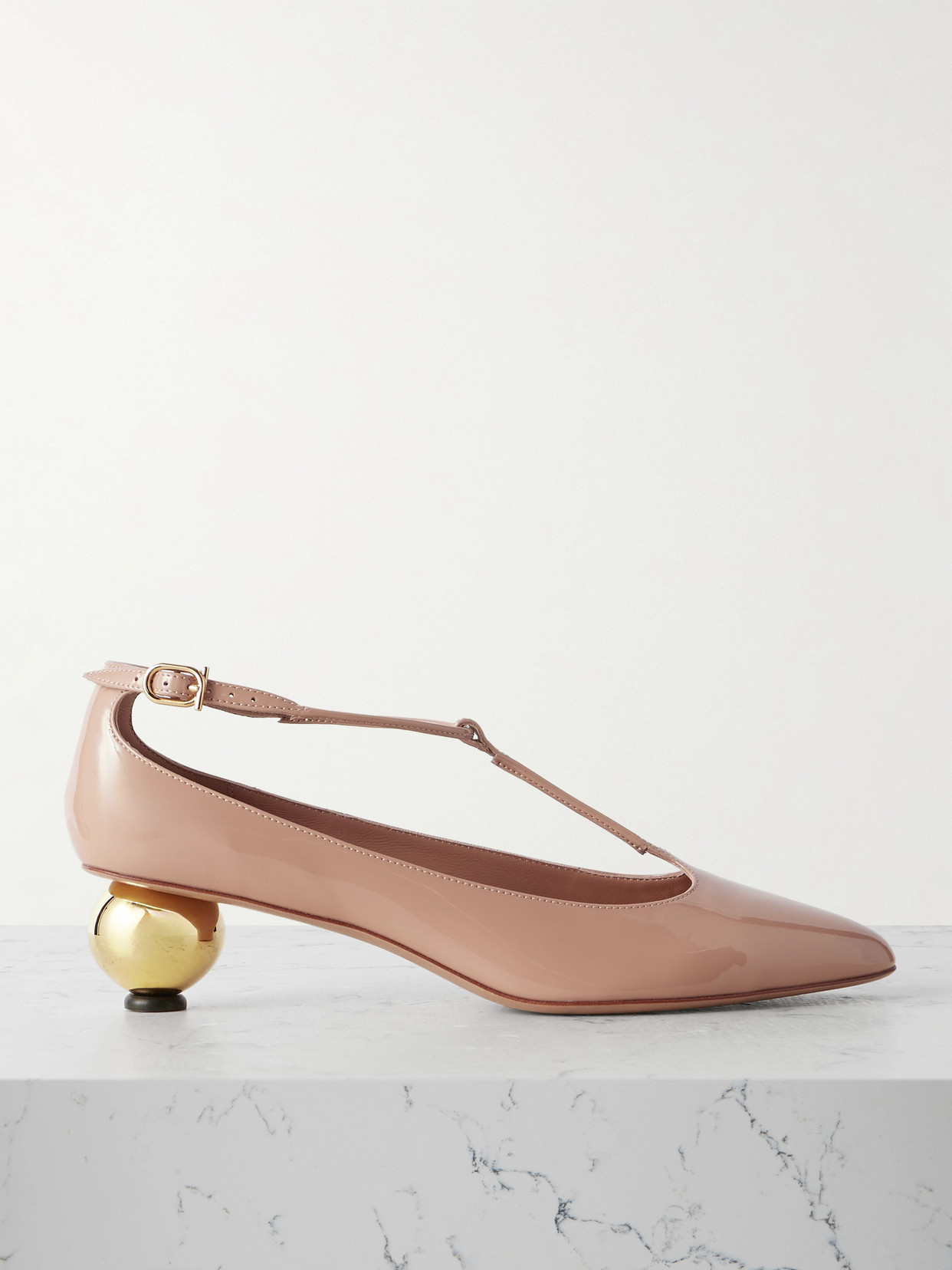 Ferragamo Tania Patent-leather Mary Jane Pumps In Neutral