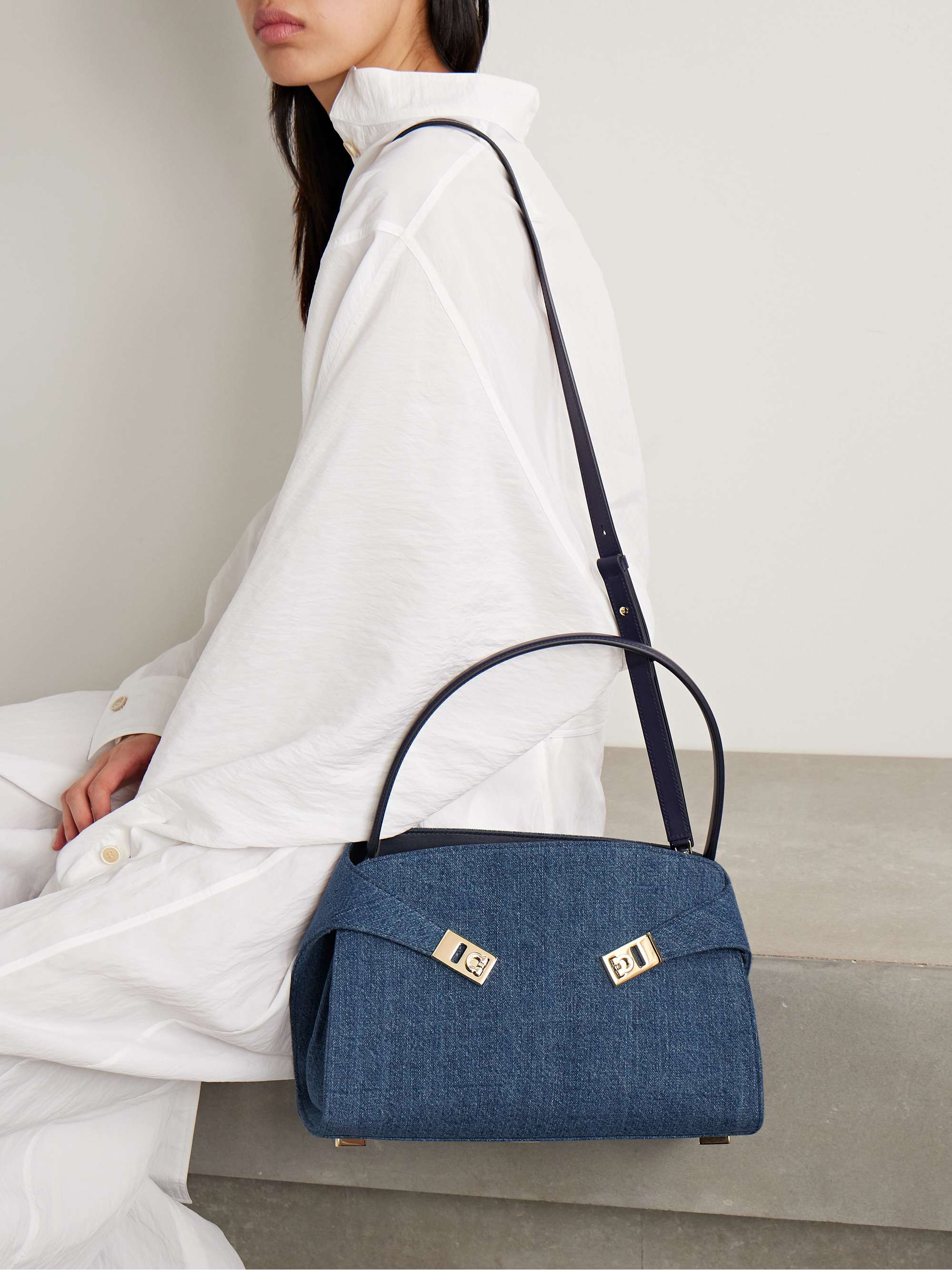 FERRAGAMO 