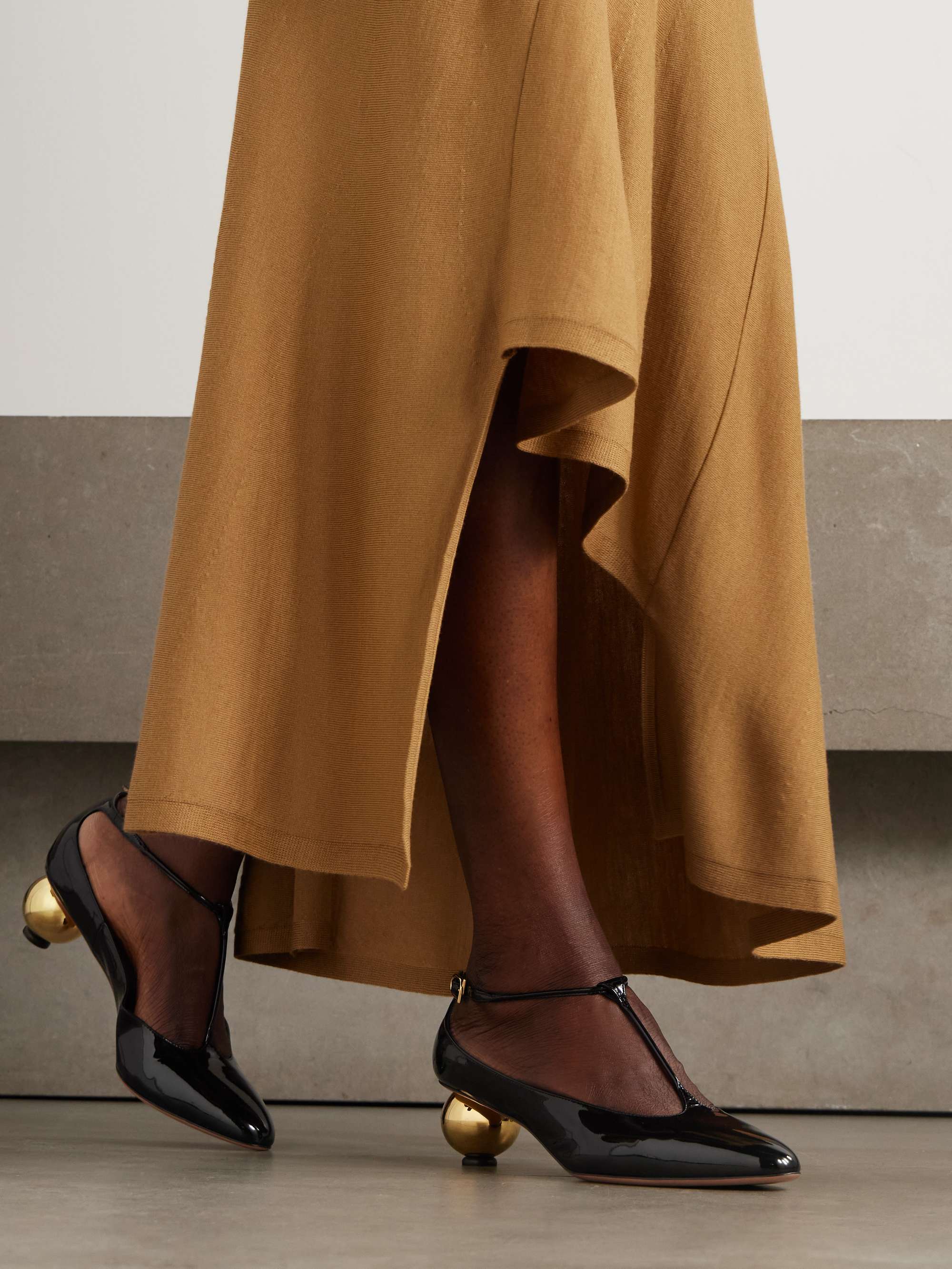 FERRAGAMO 