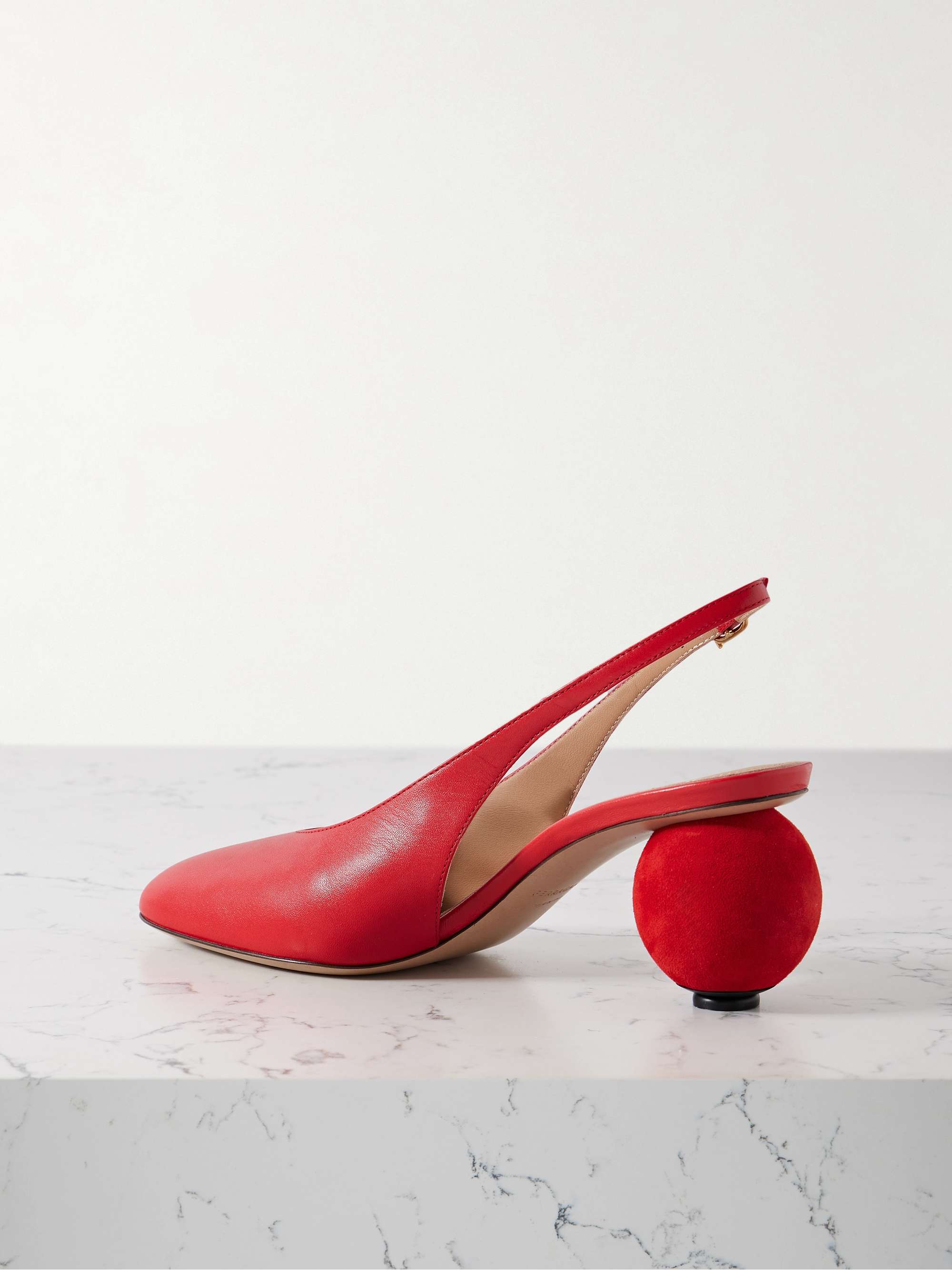 FERRAGAMO 