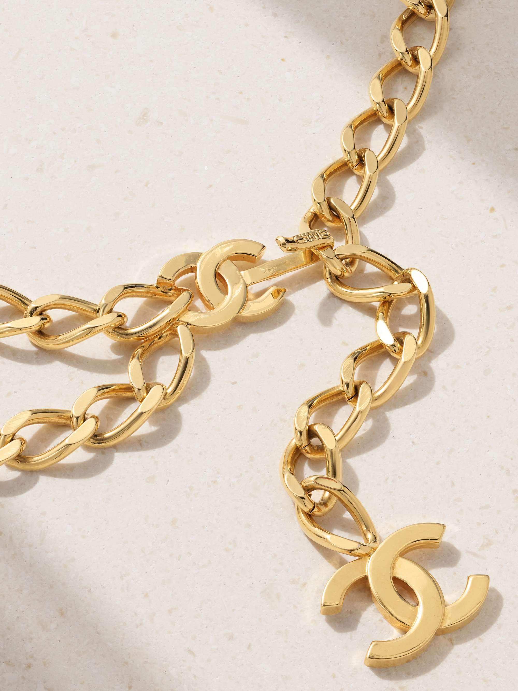 VINTAGE CHANEL 