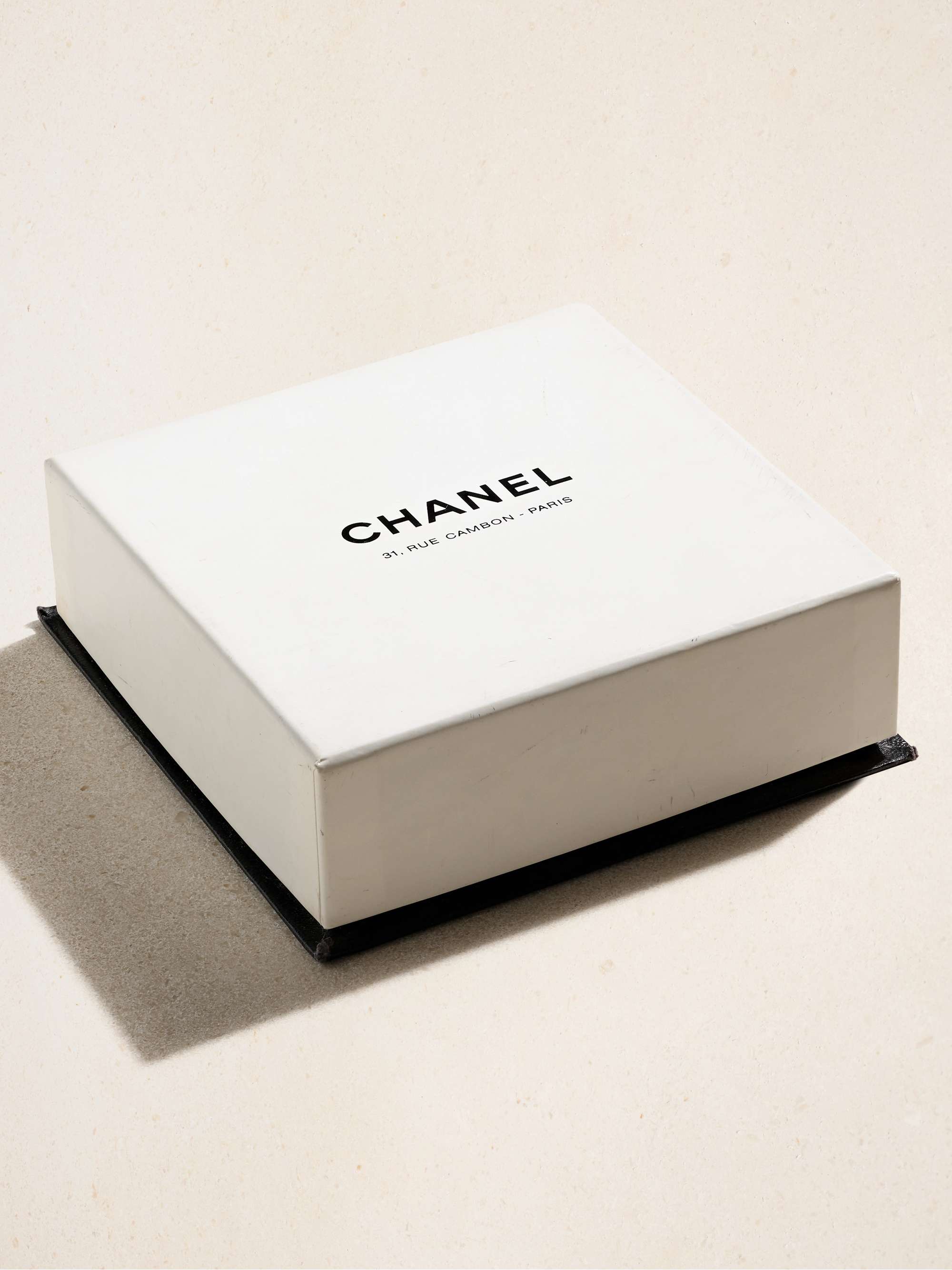 VINTAGE CHANEL 