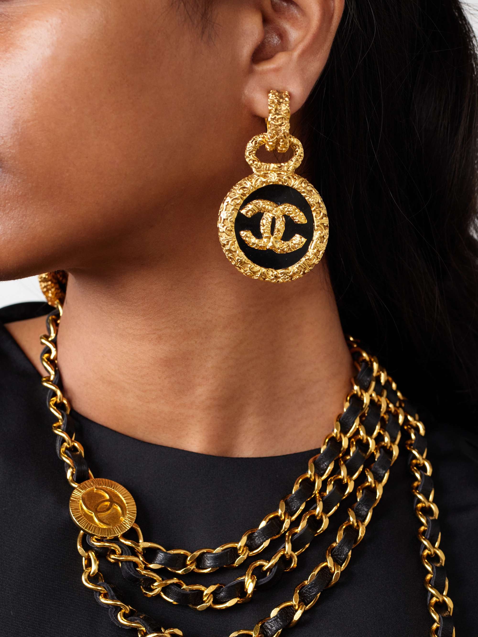 VINTAGE CHANEL 