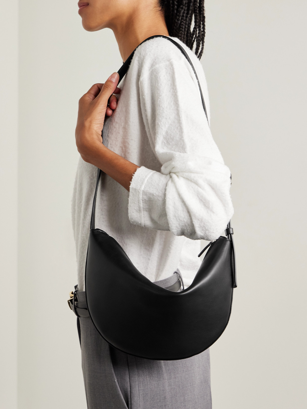 The Row Jouvette Leather Shoulder Bag In Black