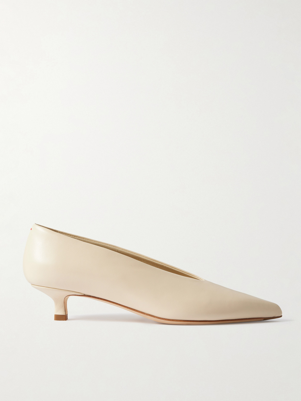 Aeyde Clara Leather Pumps In White