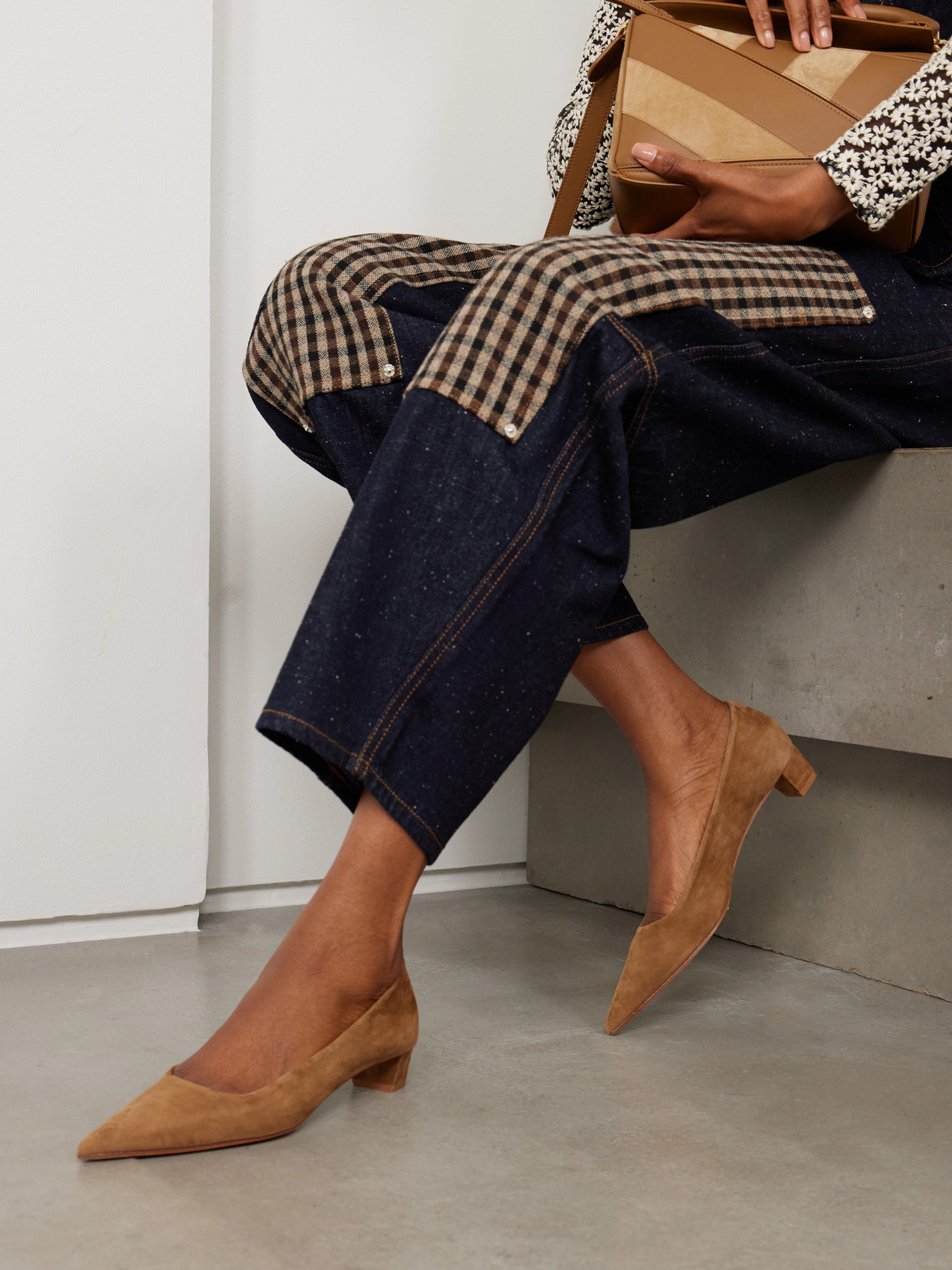 Aeyde Judi Suede Pumps In Brown