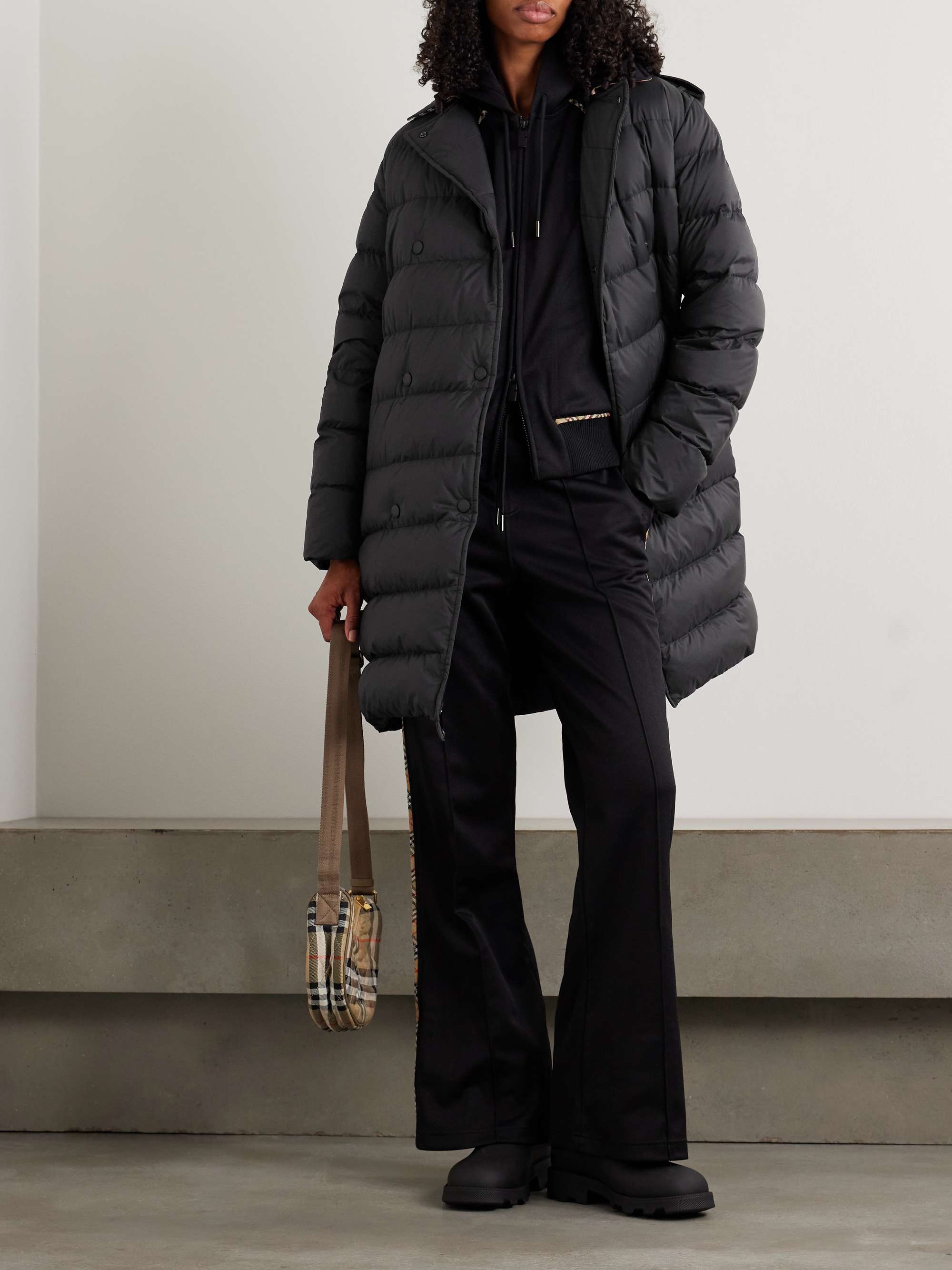 【即発送】BURBERRY キルティングシェル ダブルブレスト ダウンコート BURBERRY キルティングシェル ダブルブレスト ダウンコート