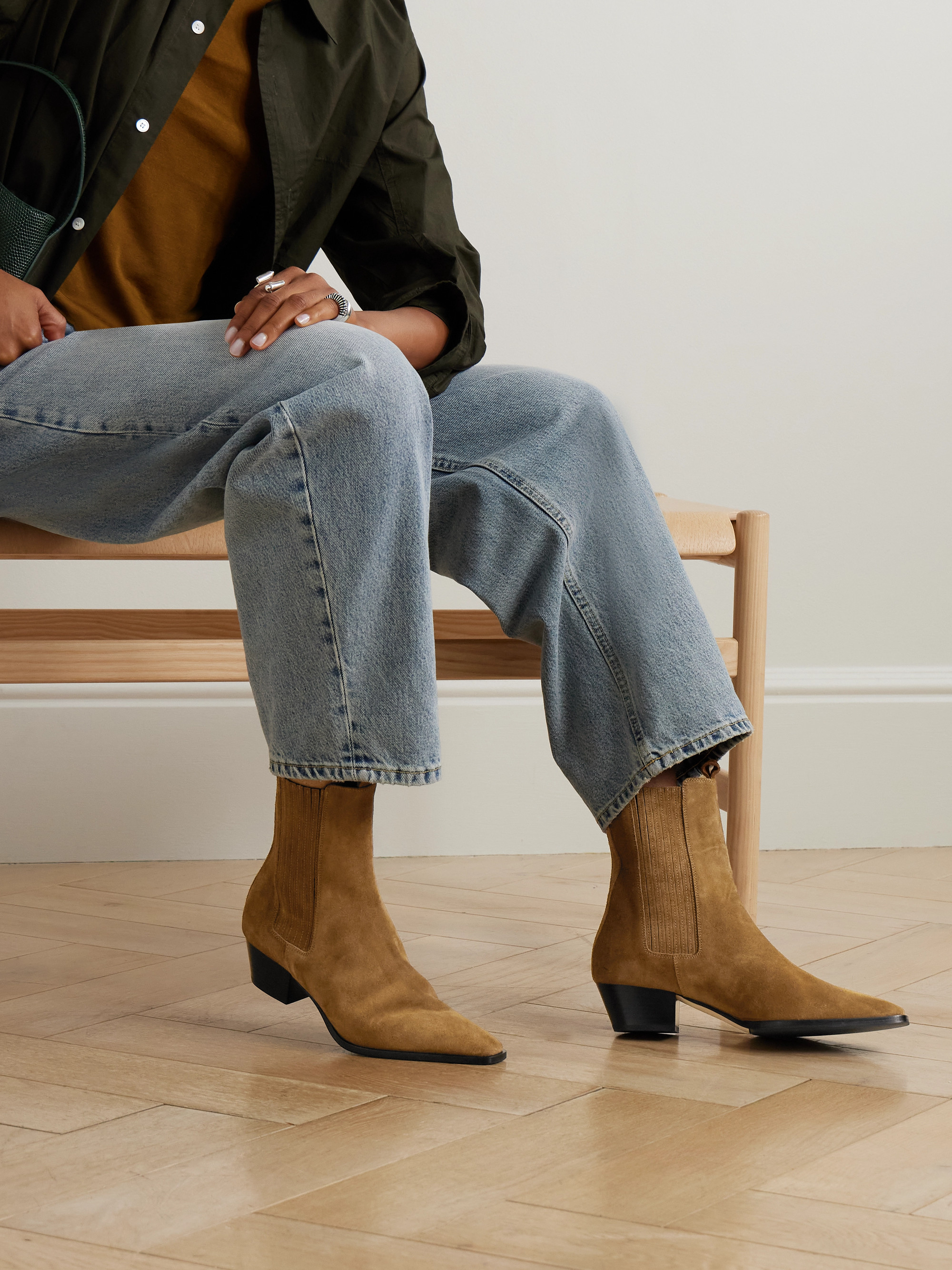 AEYDE Agata suede ankle boots thumbnail