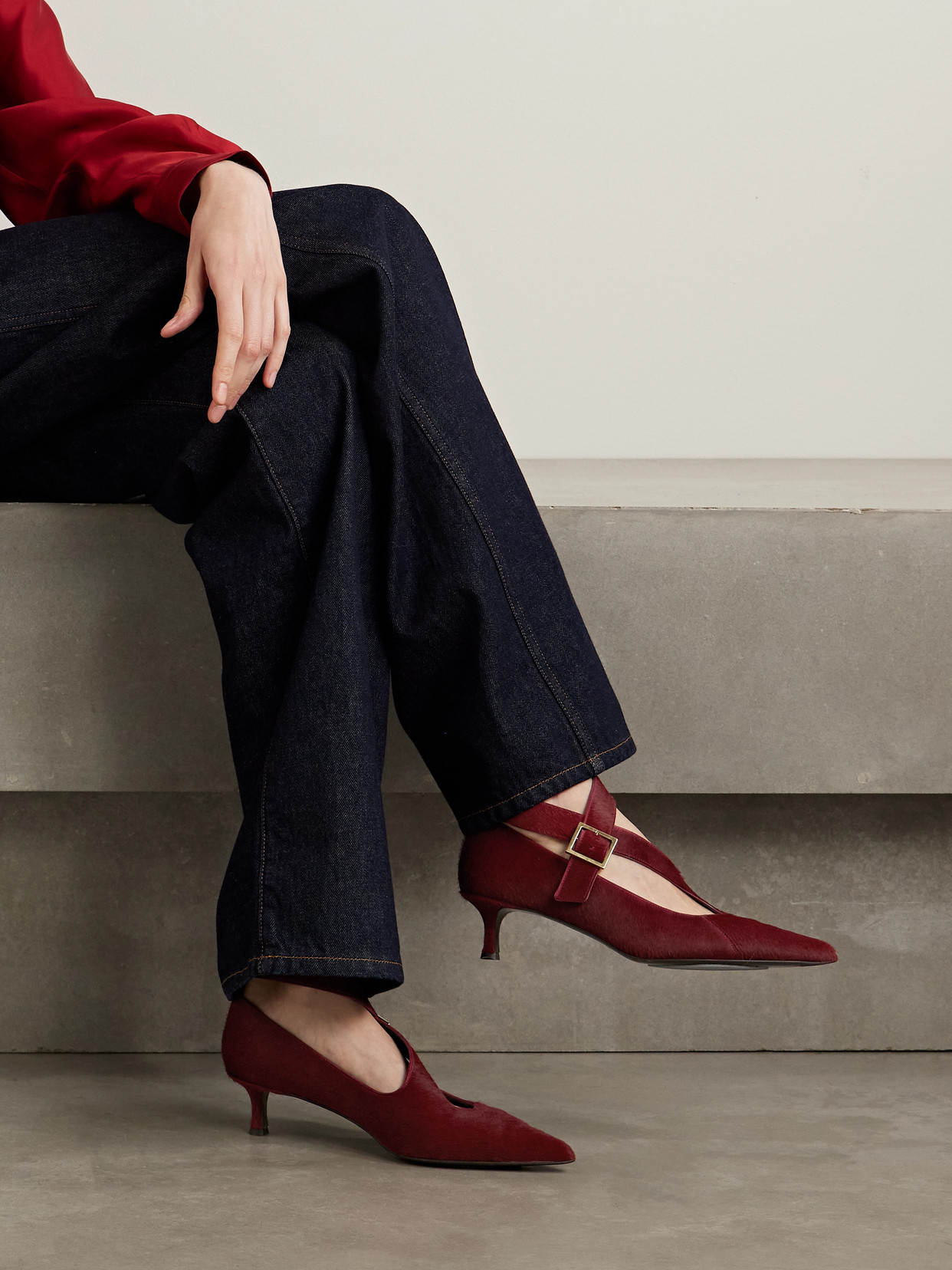 Khaite Sloan Calf Hair Pumps In Burgundy