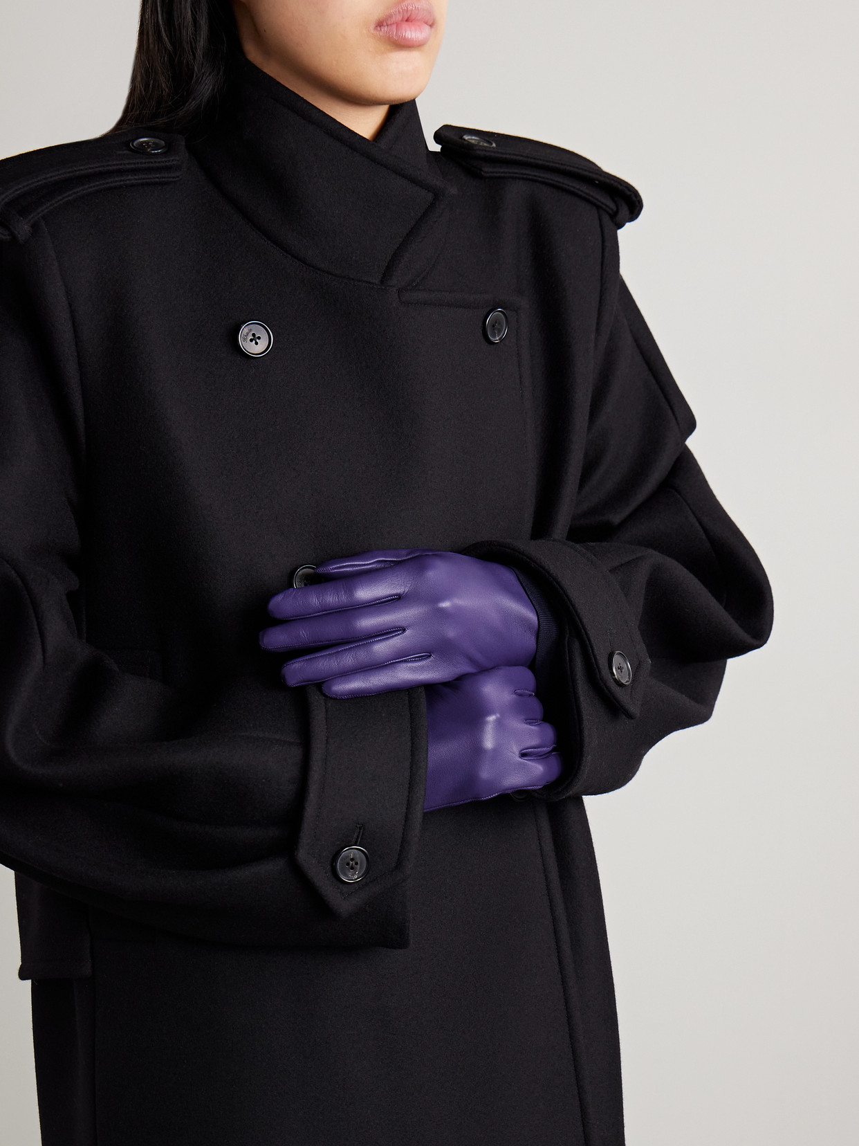Khaite Remo Mid Leather Gloves In Blue
