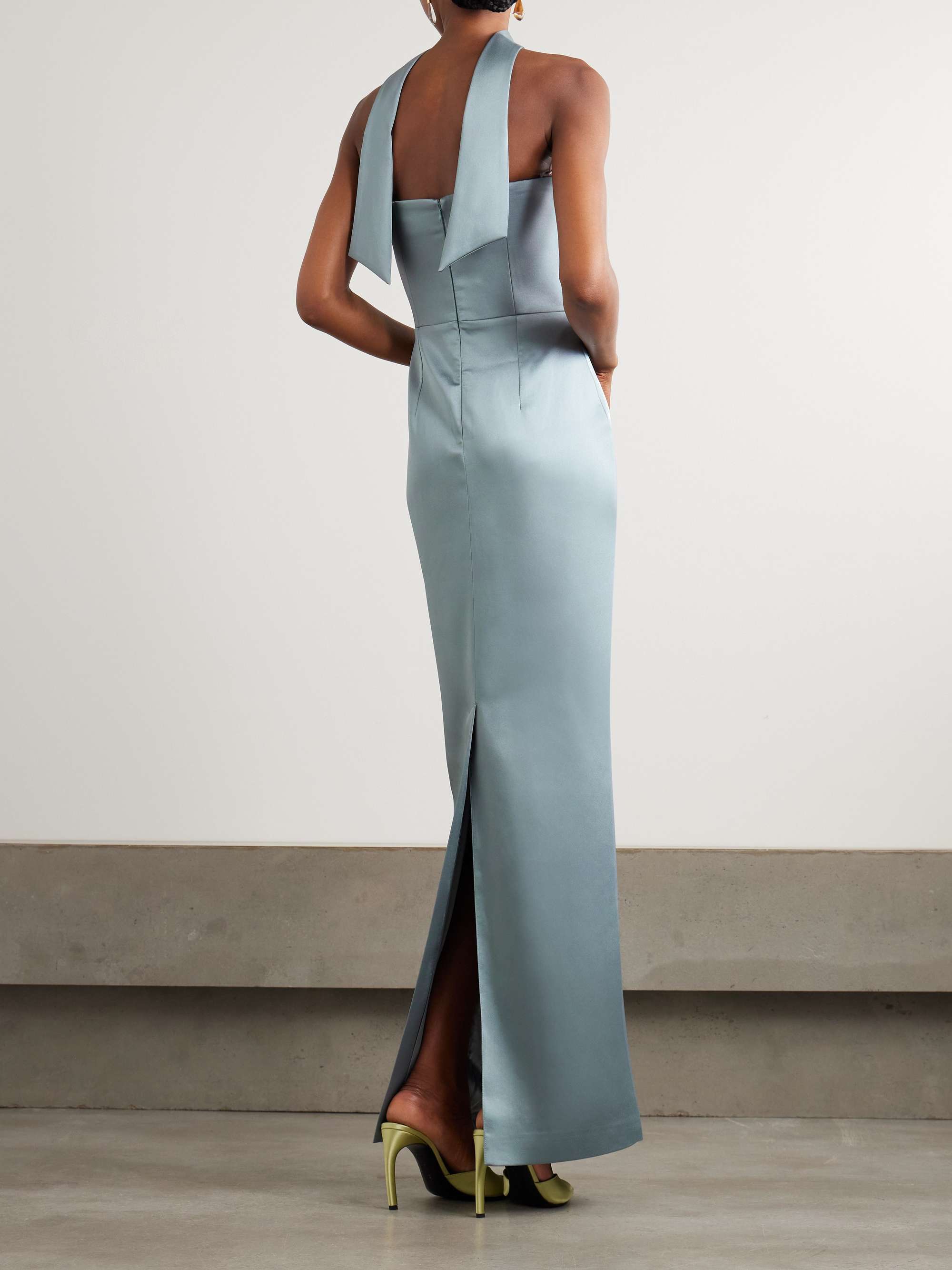 THE NEW ARRIVALS ILKYAZ OZEL 