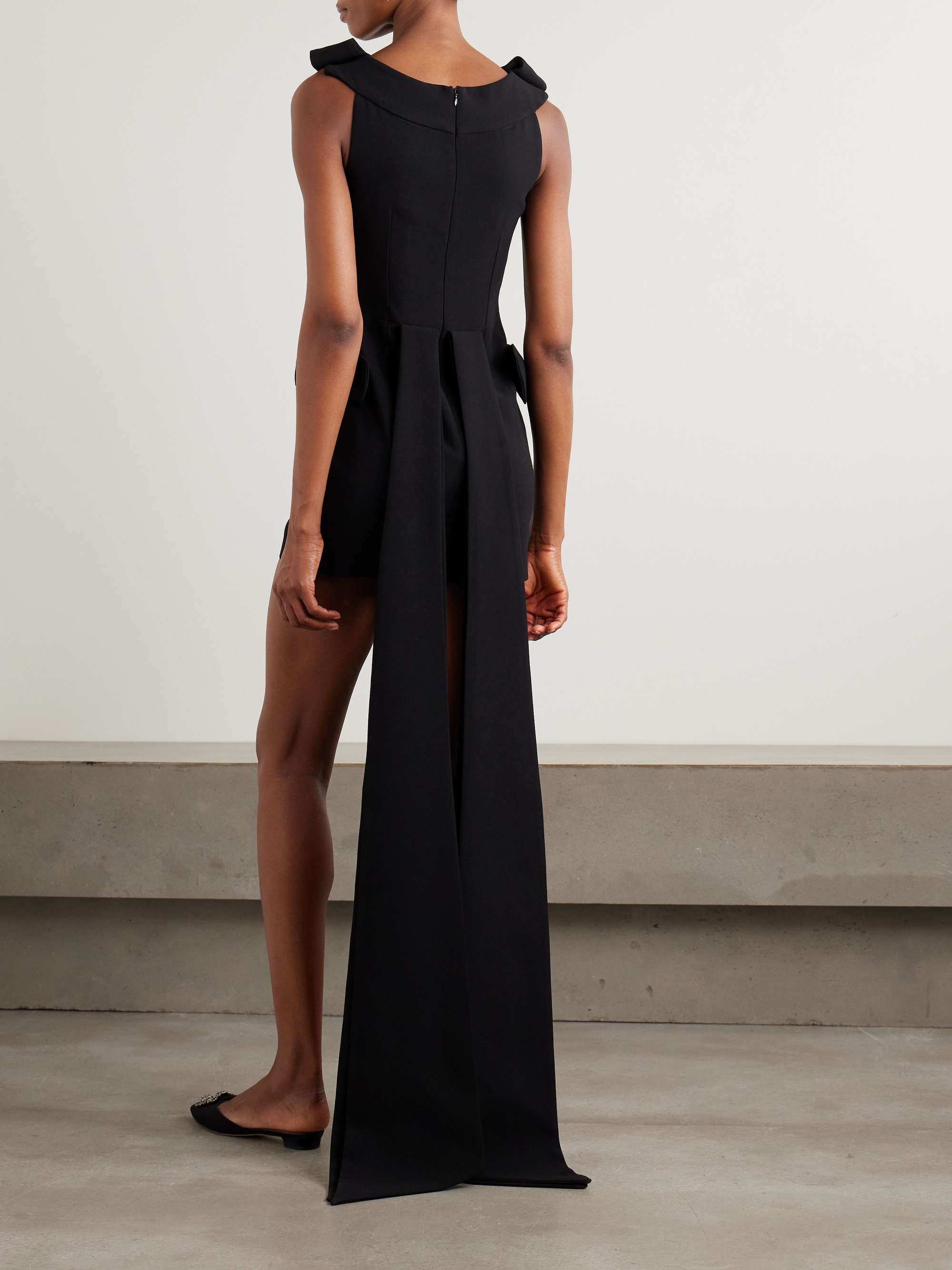 THE NEW ARRIVALS ILKYAZ OZEL 