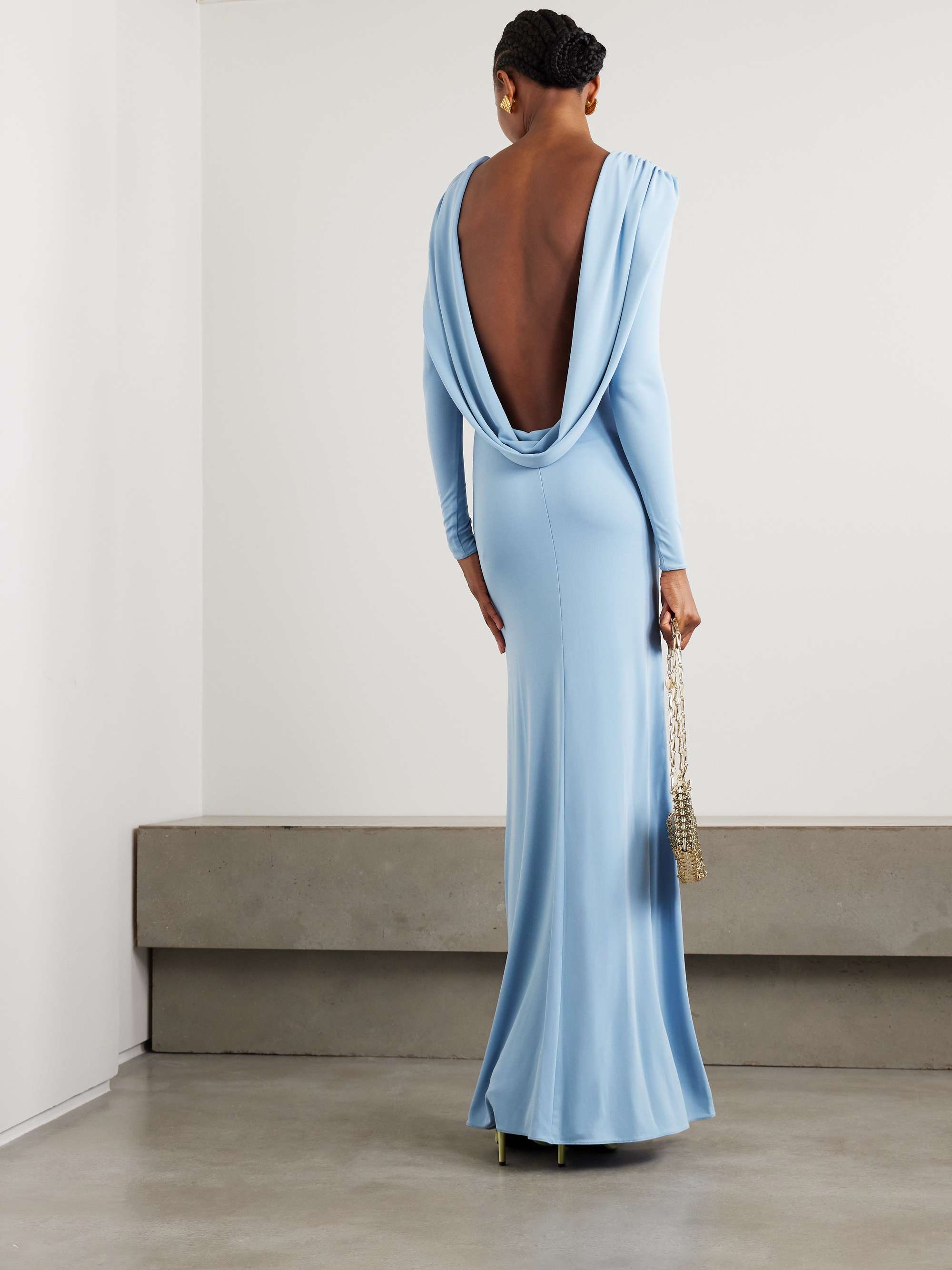 THE NEW ARRIVALS ILKYAZ OZEL 
