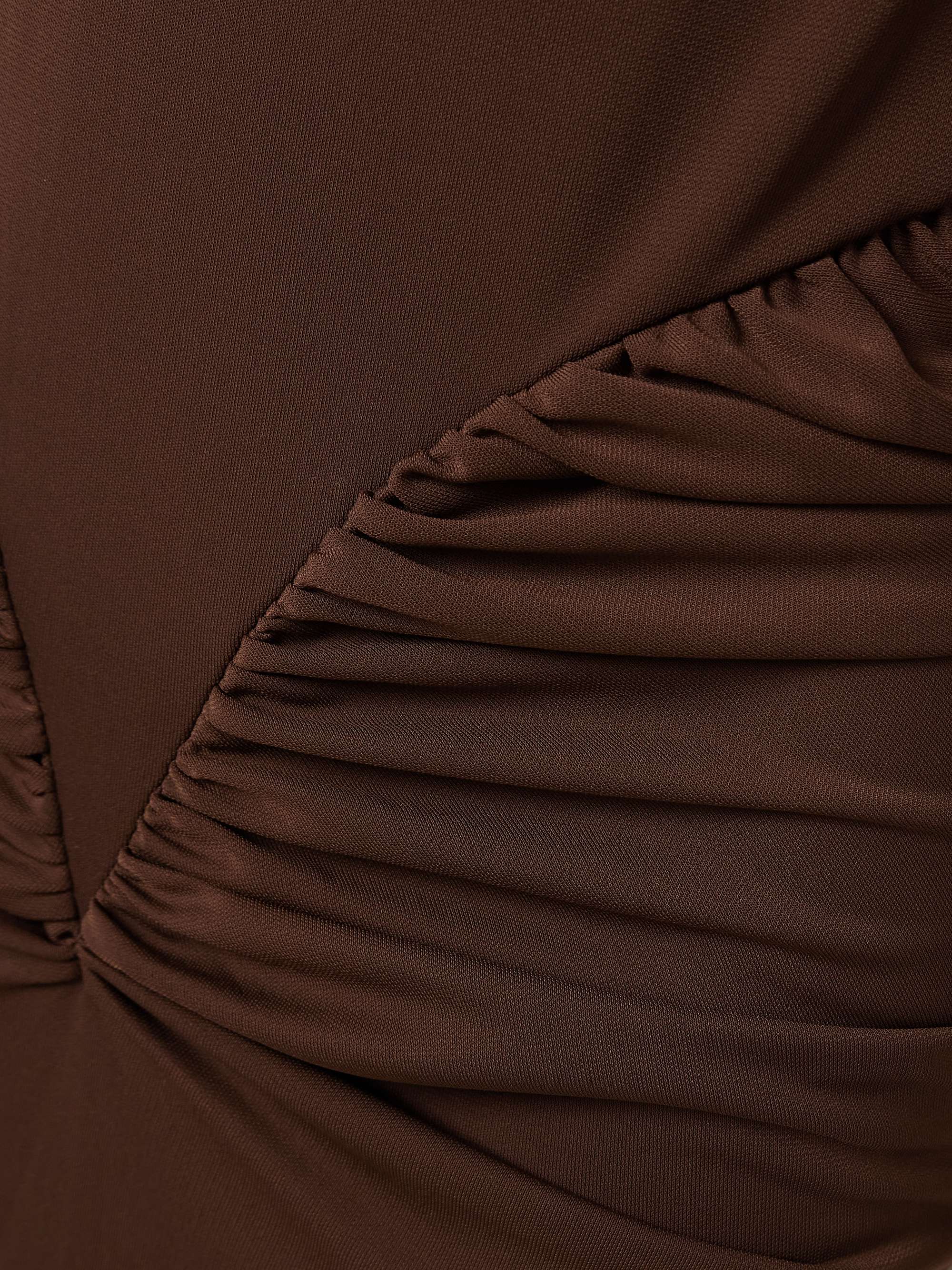 THE NEW ARRIVALS ILKYAZ OZEL 