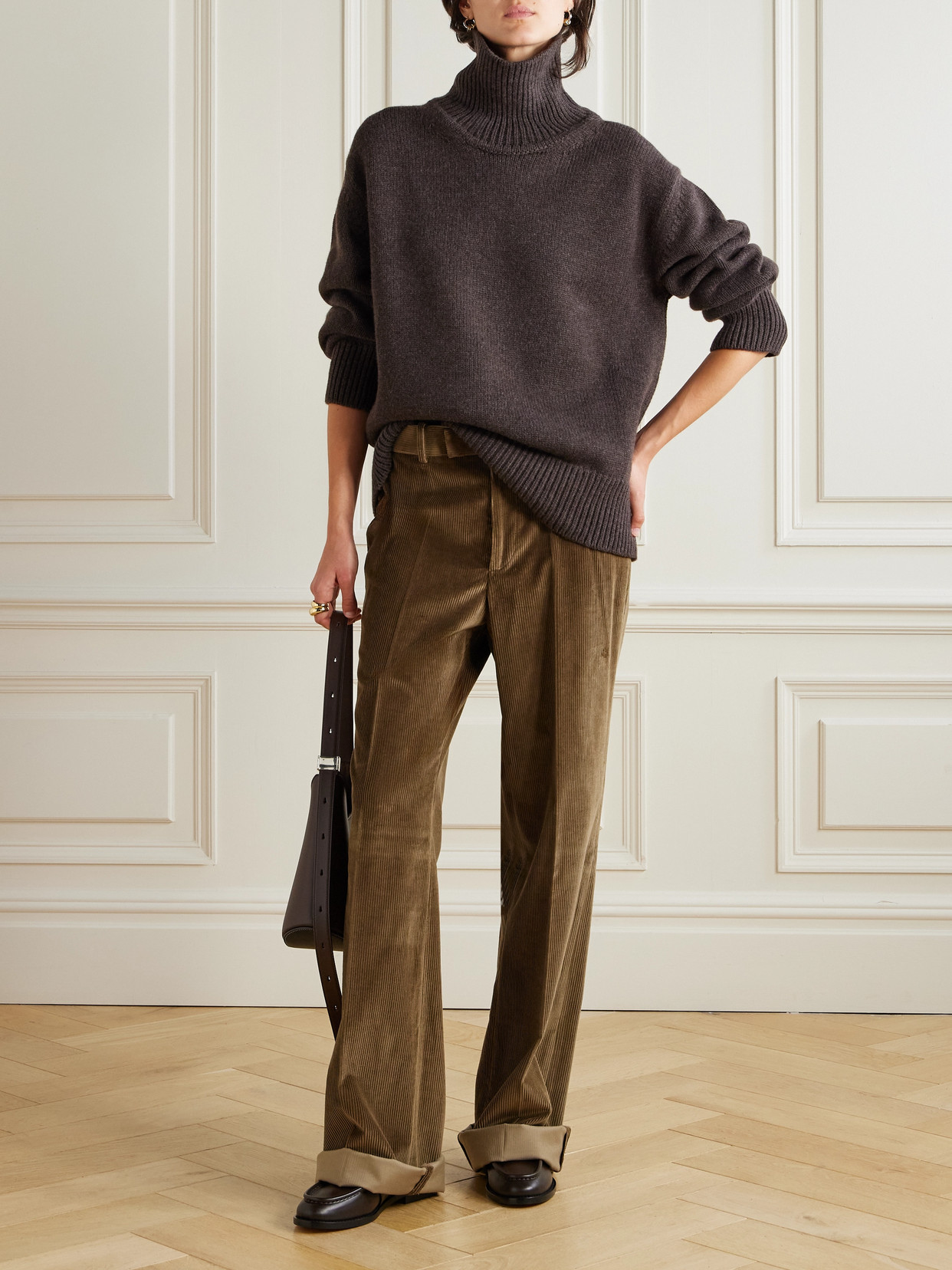 Veronica De Piante Delphine Wool And Cashmere-blend Turtleneck Sweater In Black