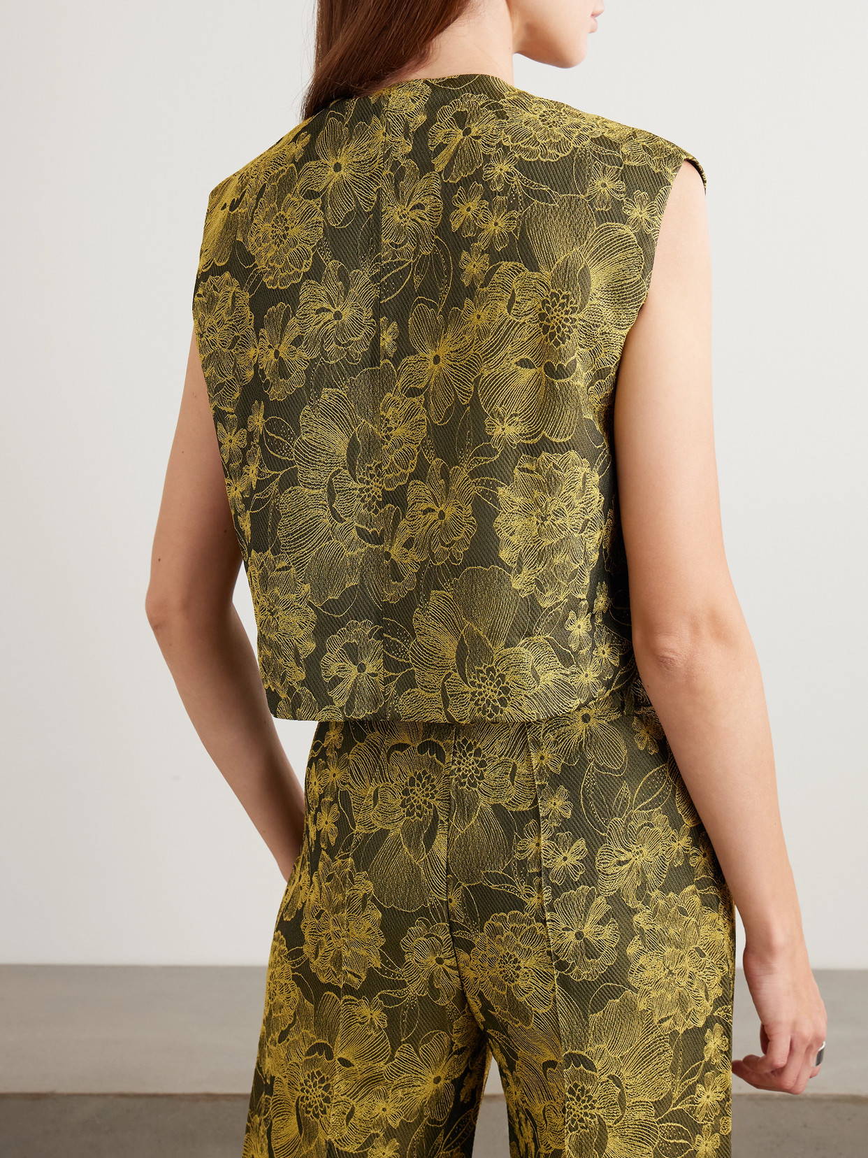 D'estree Hernan Cropped Embroidered Woven Vest In Green