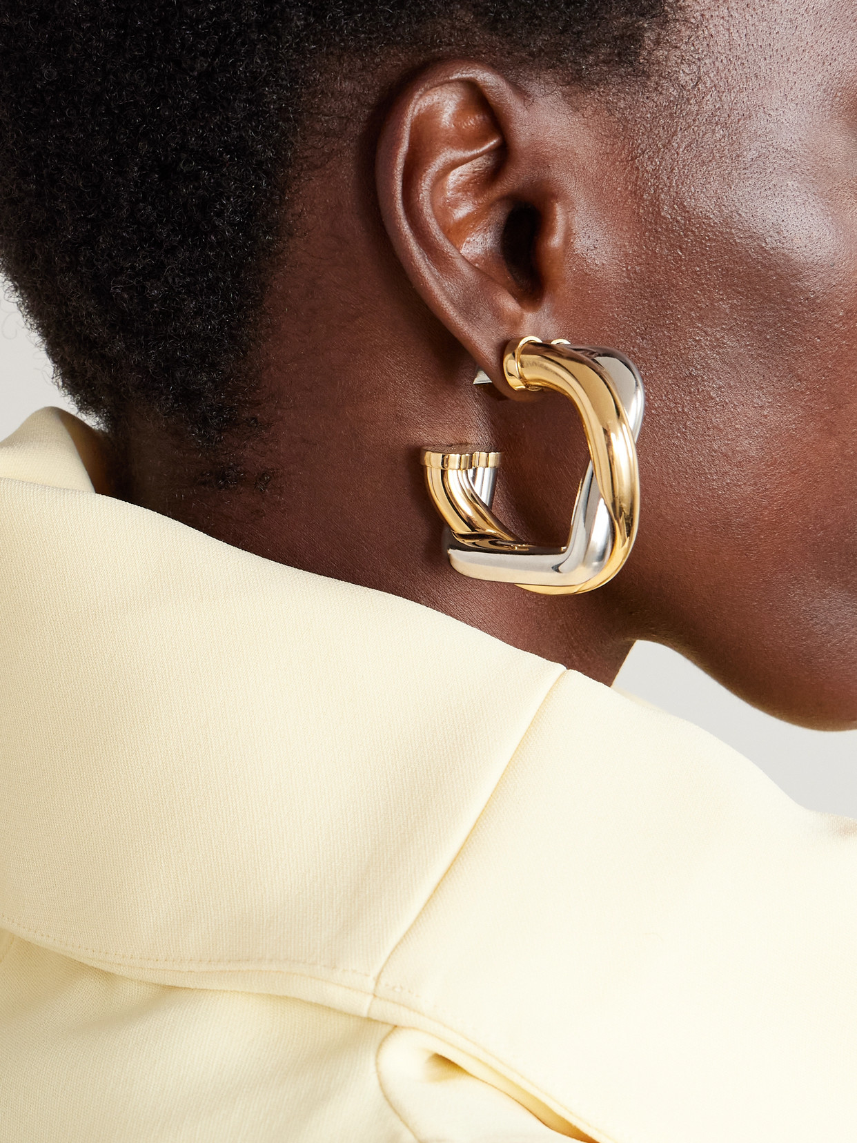 Jacquemus The Doppio Silver- And Gold-tone Hoop Earrings In Multi