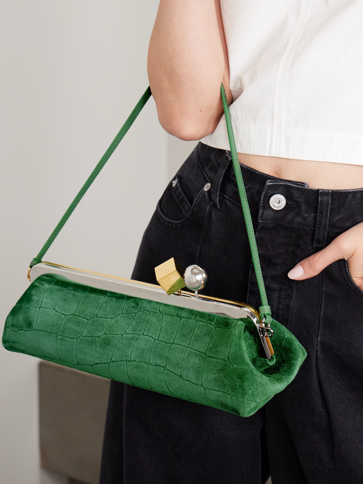 Jacquemus Le Salon Croc-effect Suede Clutch In Green