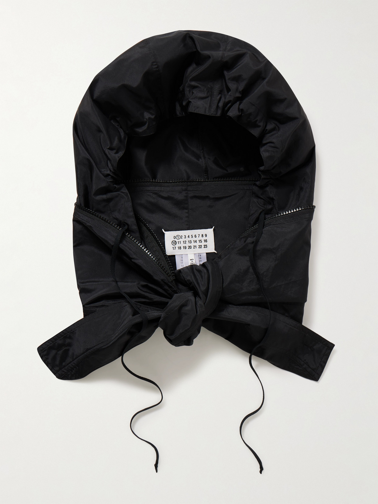 Maison Margiela Shell Head Scarf In Black