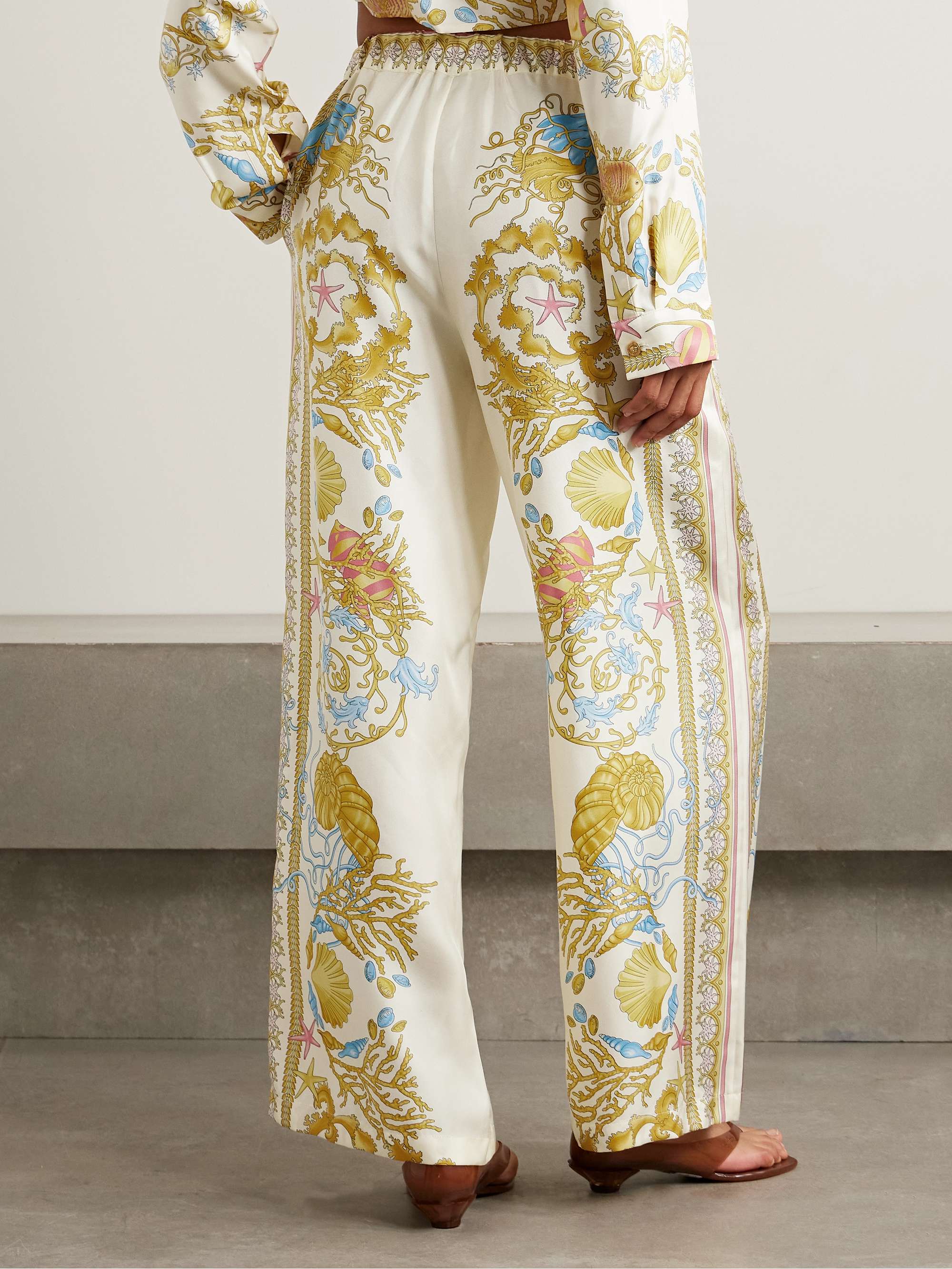 VERSACE 