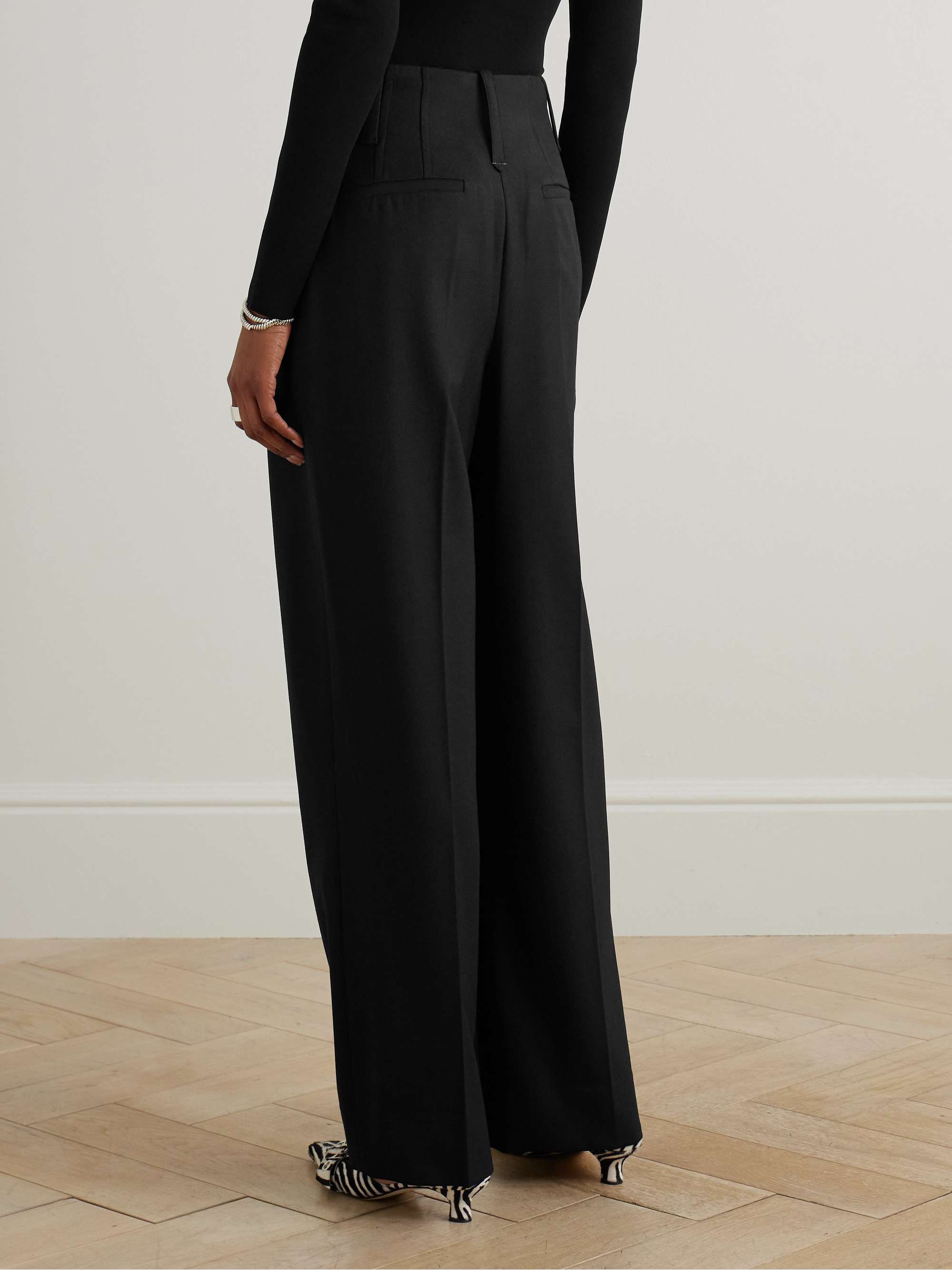 VICTORIA BECKHAM 