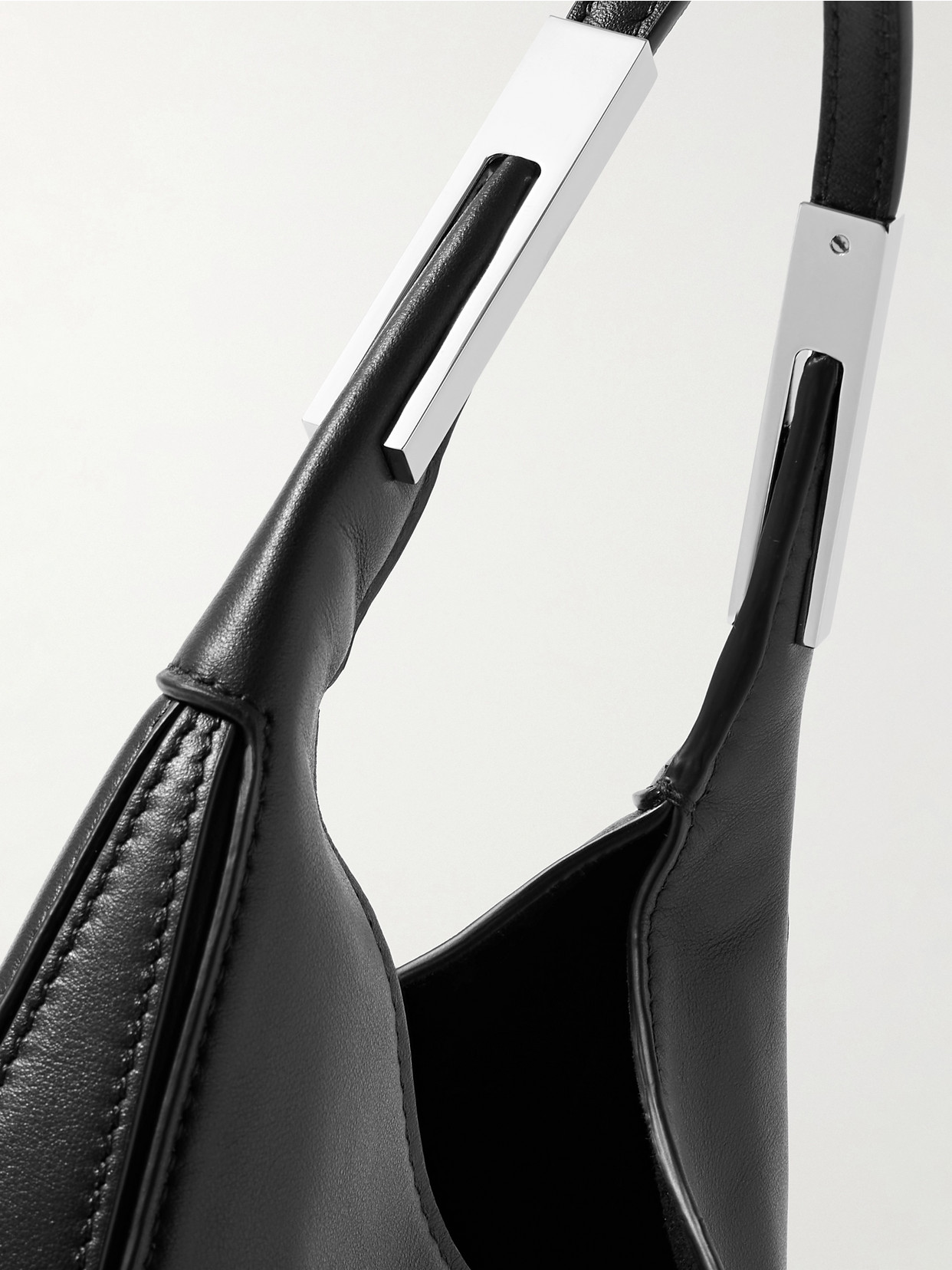 Savette Florence Small Leather Shoulder Bag In Black
