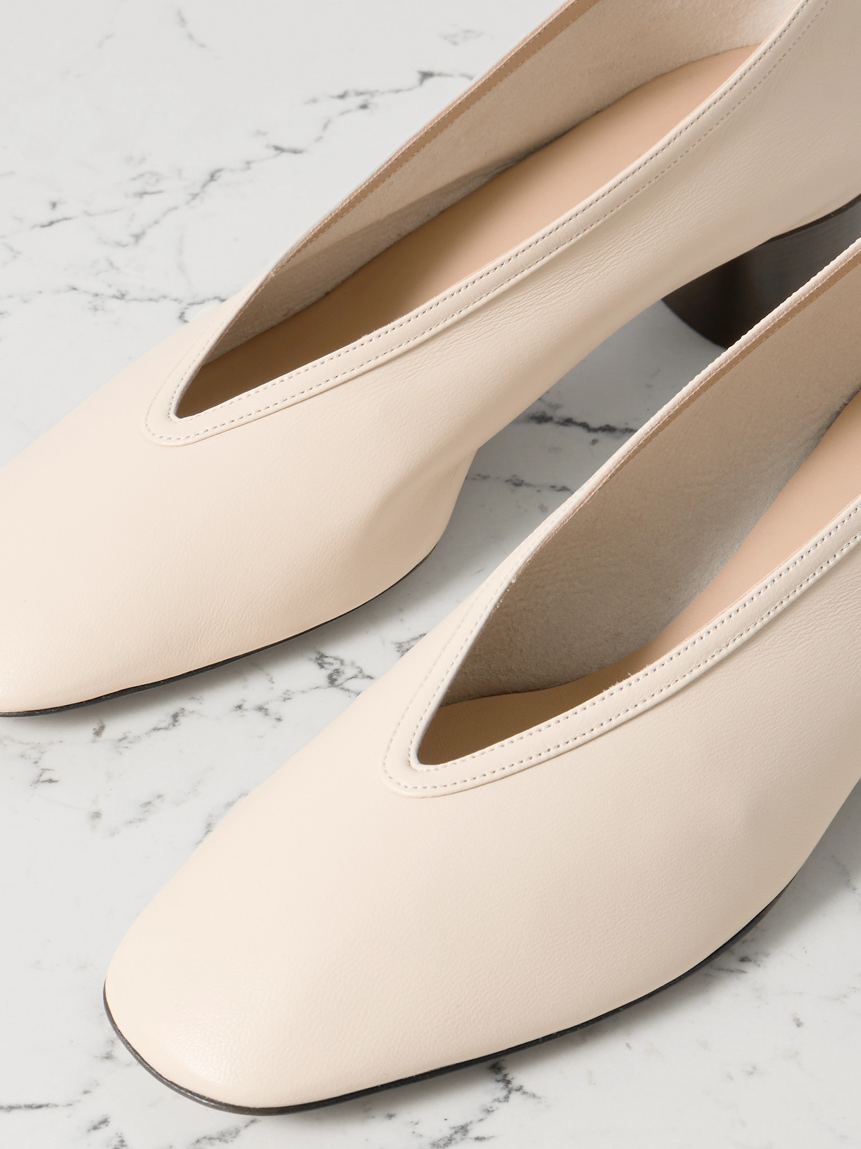 Le Monde Beryl Luna 40 Leather Pumps In Multi