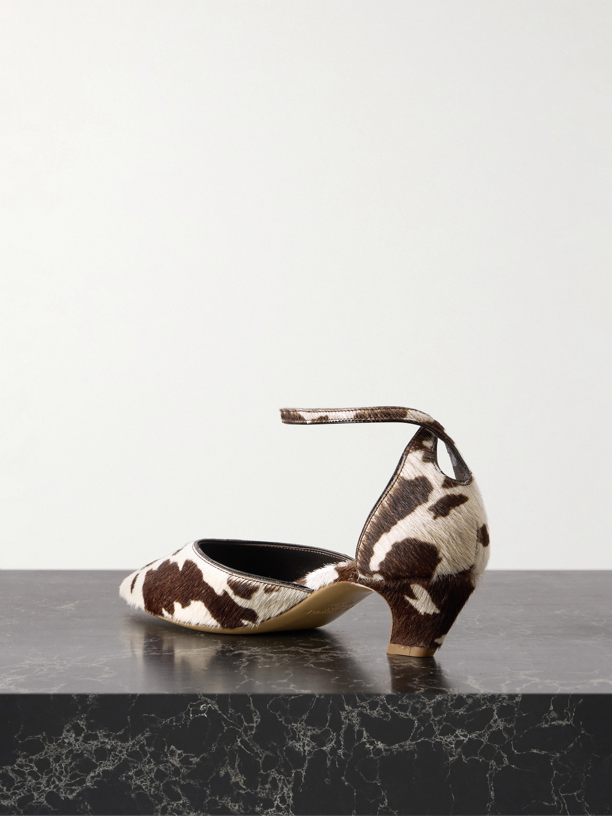 Le Monde Beryl Victoria Cow-print Calf Hair Pumps In Brown