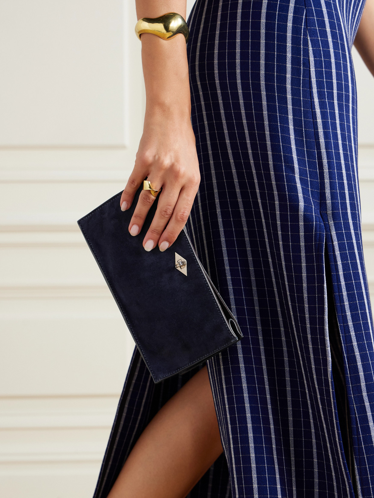 Metier Ease 22 Suede Clutch