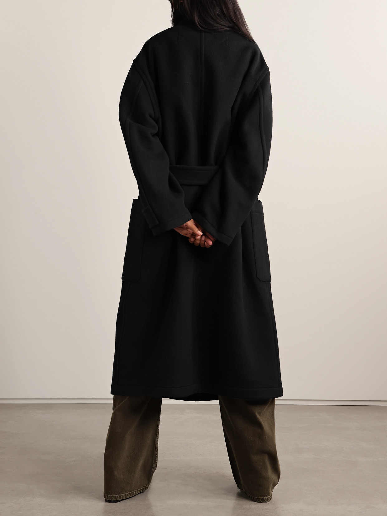 Lemaire Belted Wool Coat In Black