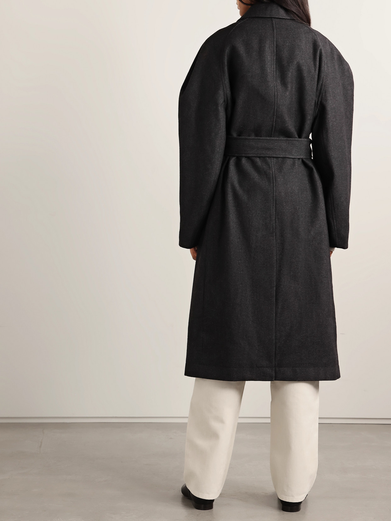 Lemaire Belted Wool And Cotton-blend Coat In Gray