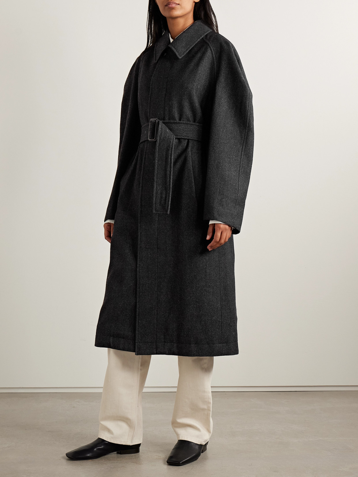 Lemaire Belted Wool And Cotton-blend Coat In Gray