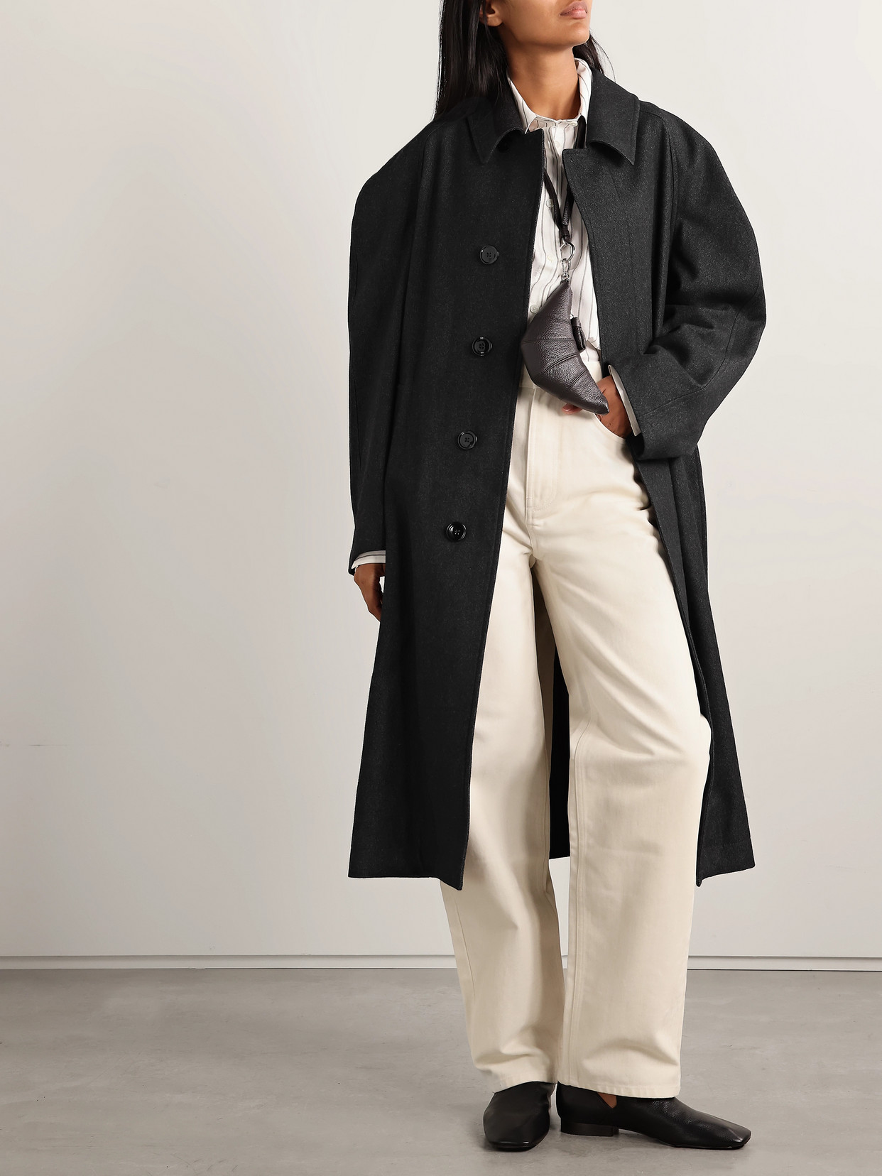 Lemaire Belted Wool And Cotton-blend Coat In Gray