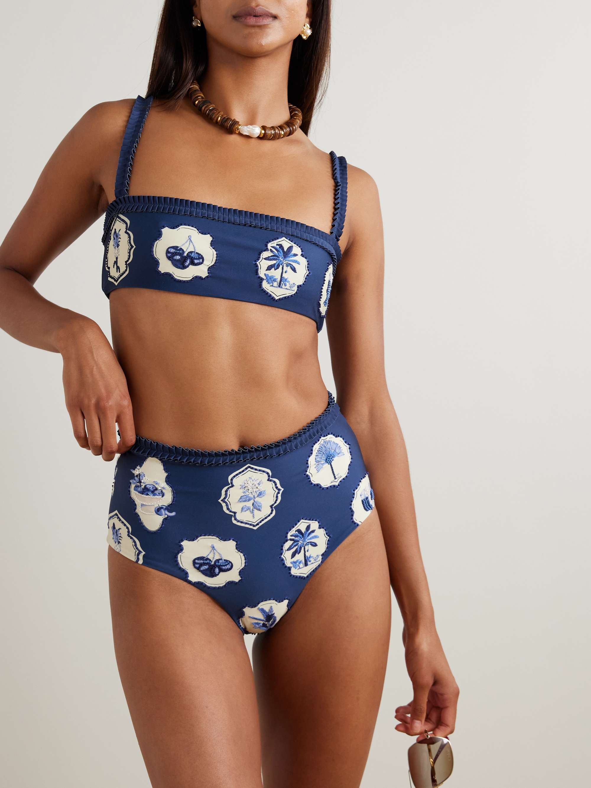 AGUA BY AGUA BENDITA 