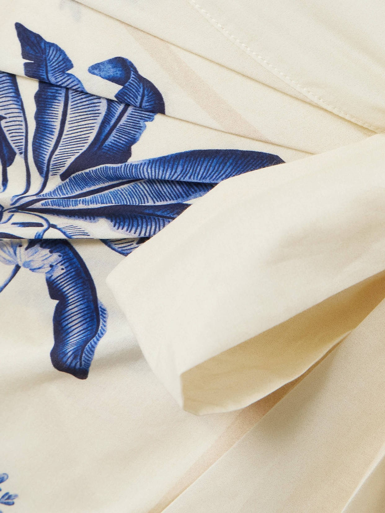 Agua By Agua Bendita Lavanda Wild Floral-print Cotton And Silk-voile Pareo In White