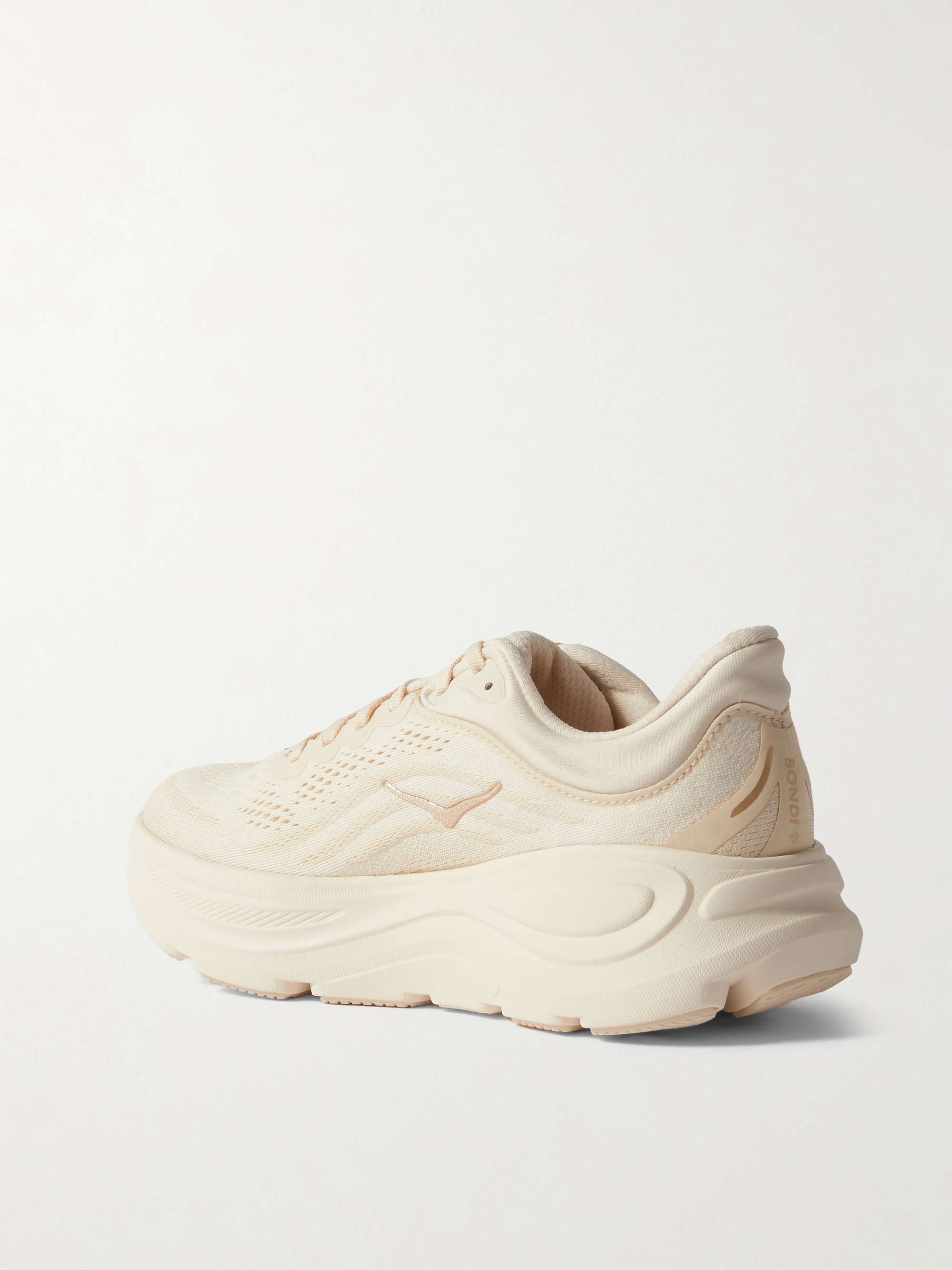 HOKA ONE ONE 