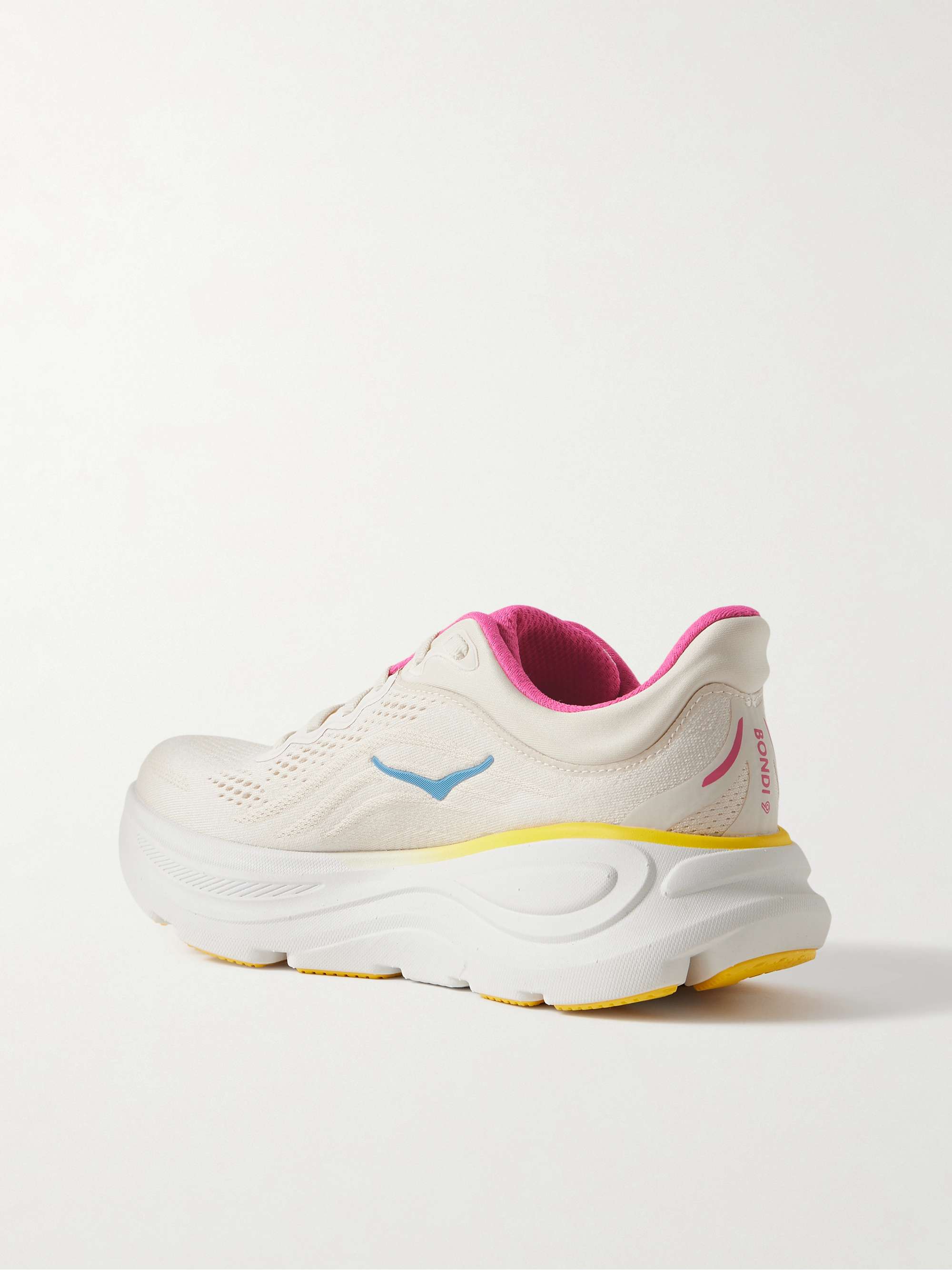HOKA ONE ONE 