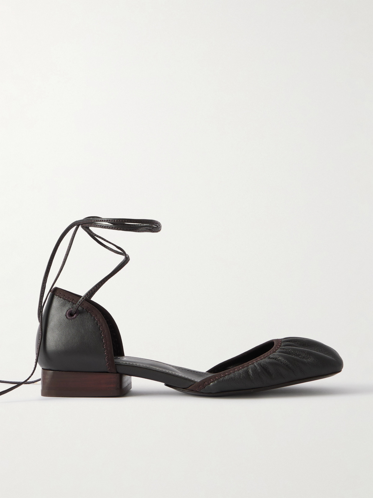 Lemaire Ruched Leather Ballet Flats In Brown