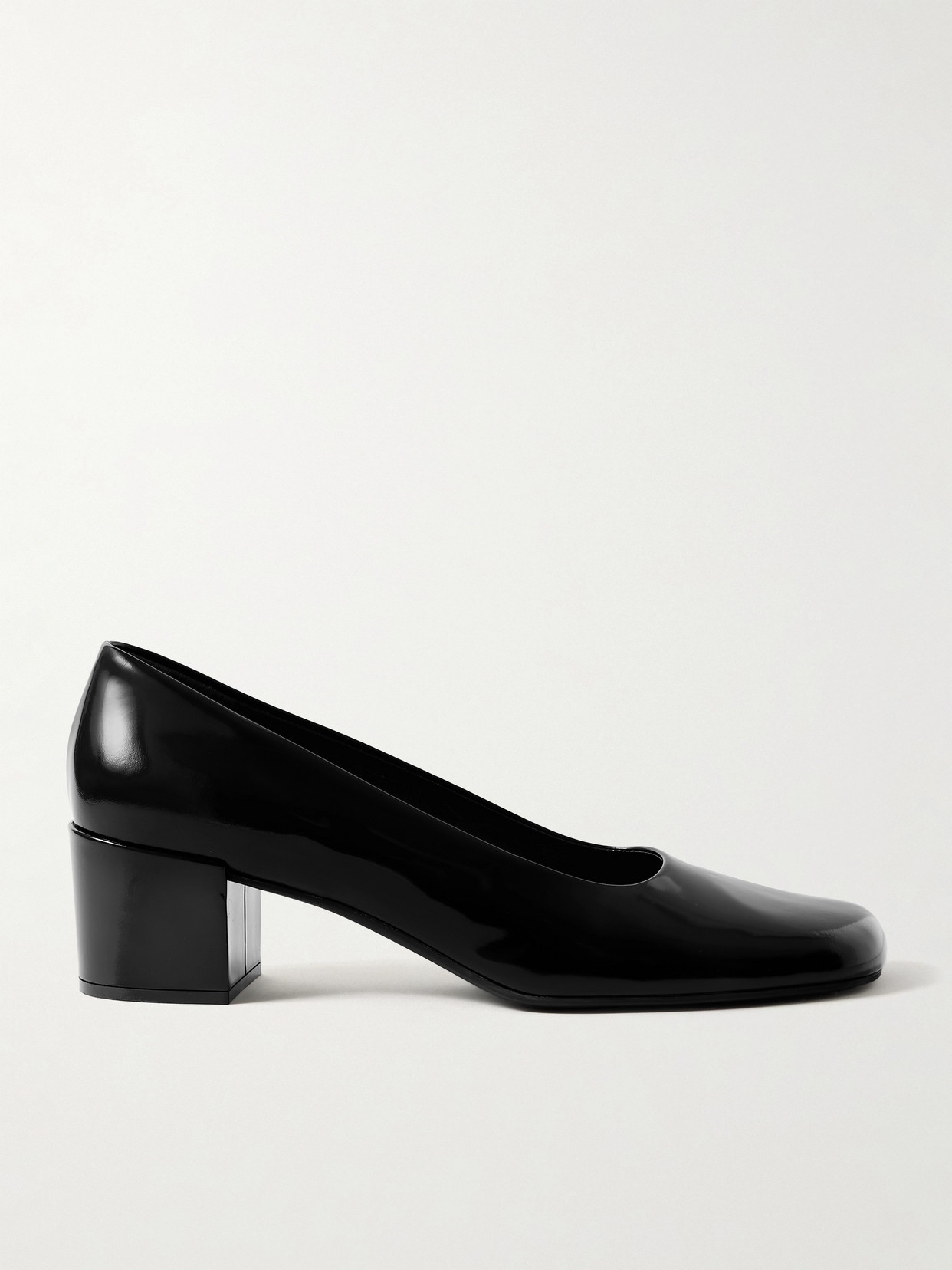 The Row Penelope Leather Pumps In Black