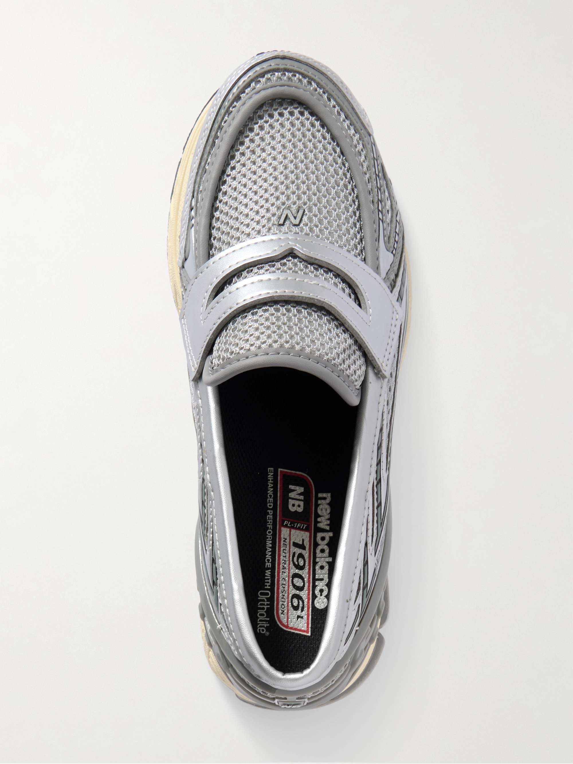 NEW BALANCE 