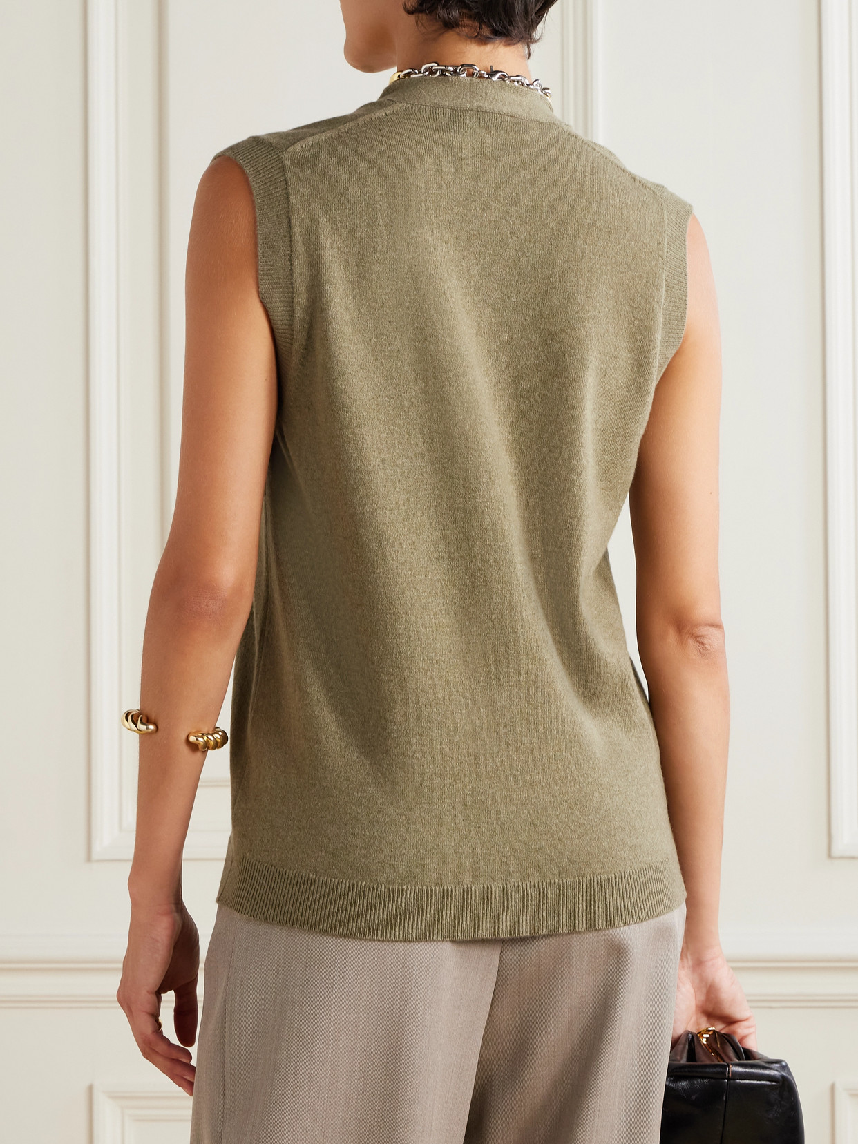 Blazé Milano Highland Wool And Cashmere-blend Vest In Green
