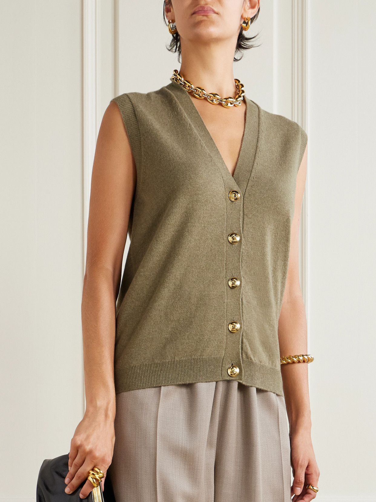 Blazé Milano Highland Wool And Cashmere-blend Vest In Green