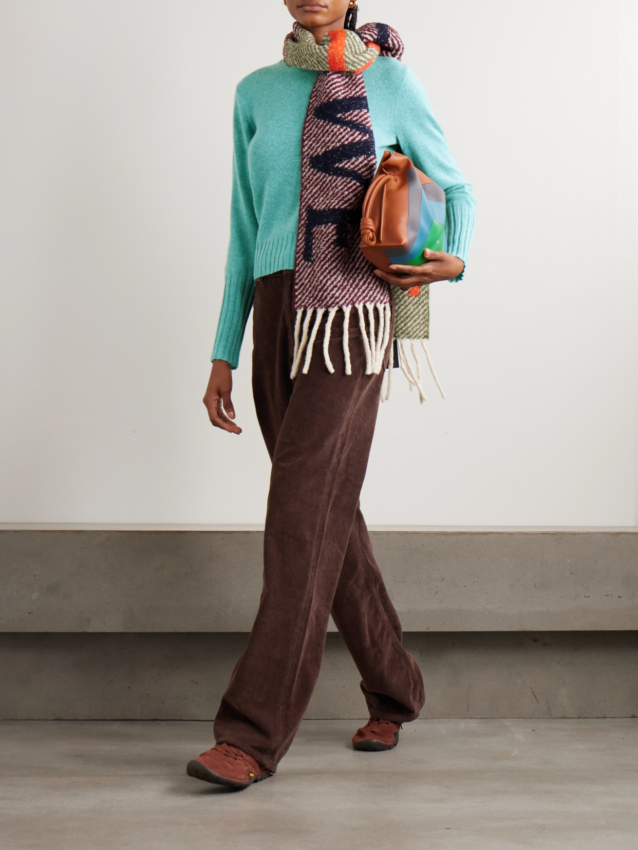 Guest In Residence Shrunken Cashmere Sweater In Blue