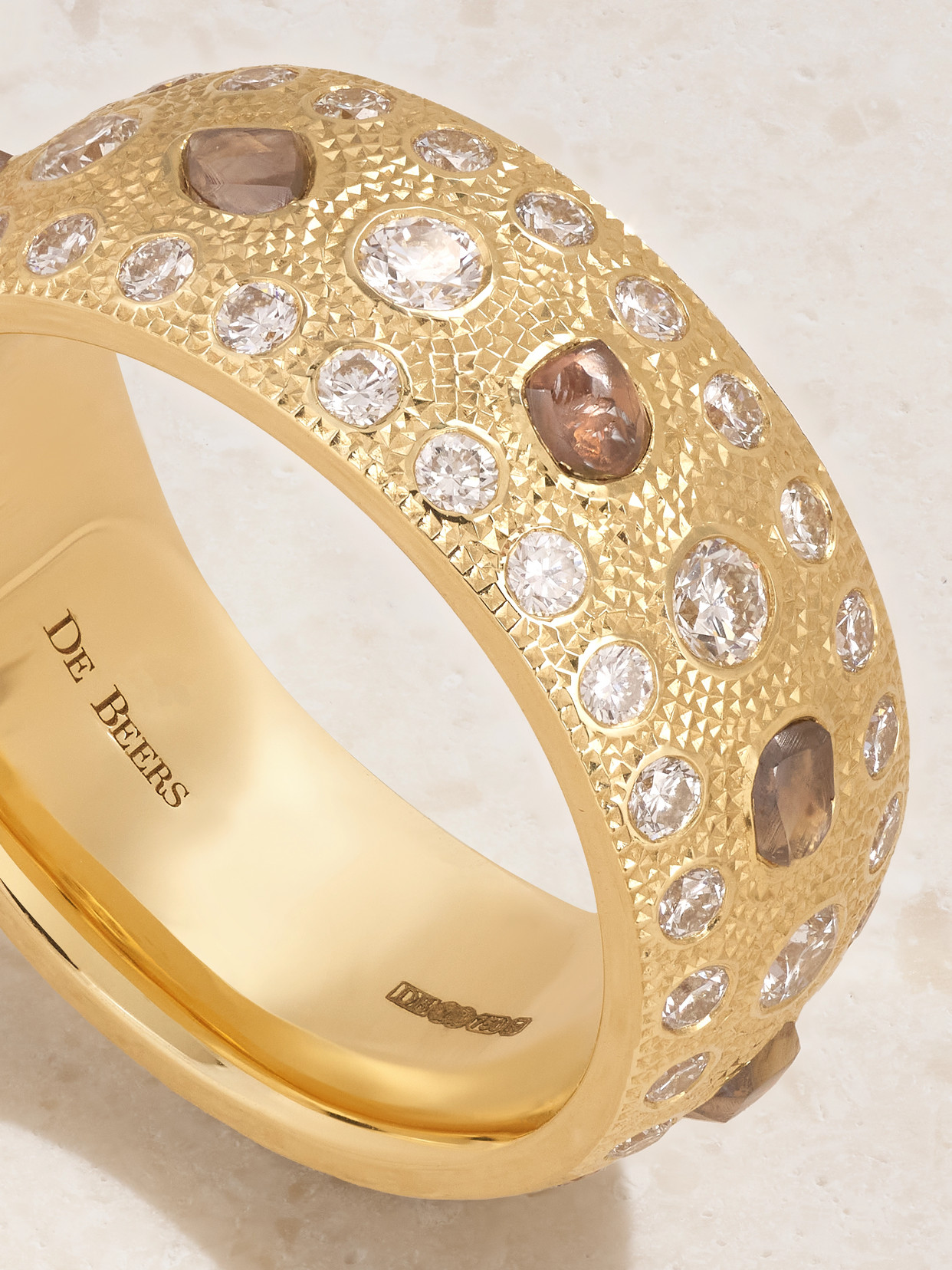De Beers Talisman Large 18-karat Gold Diamond Ring In Gold