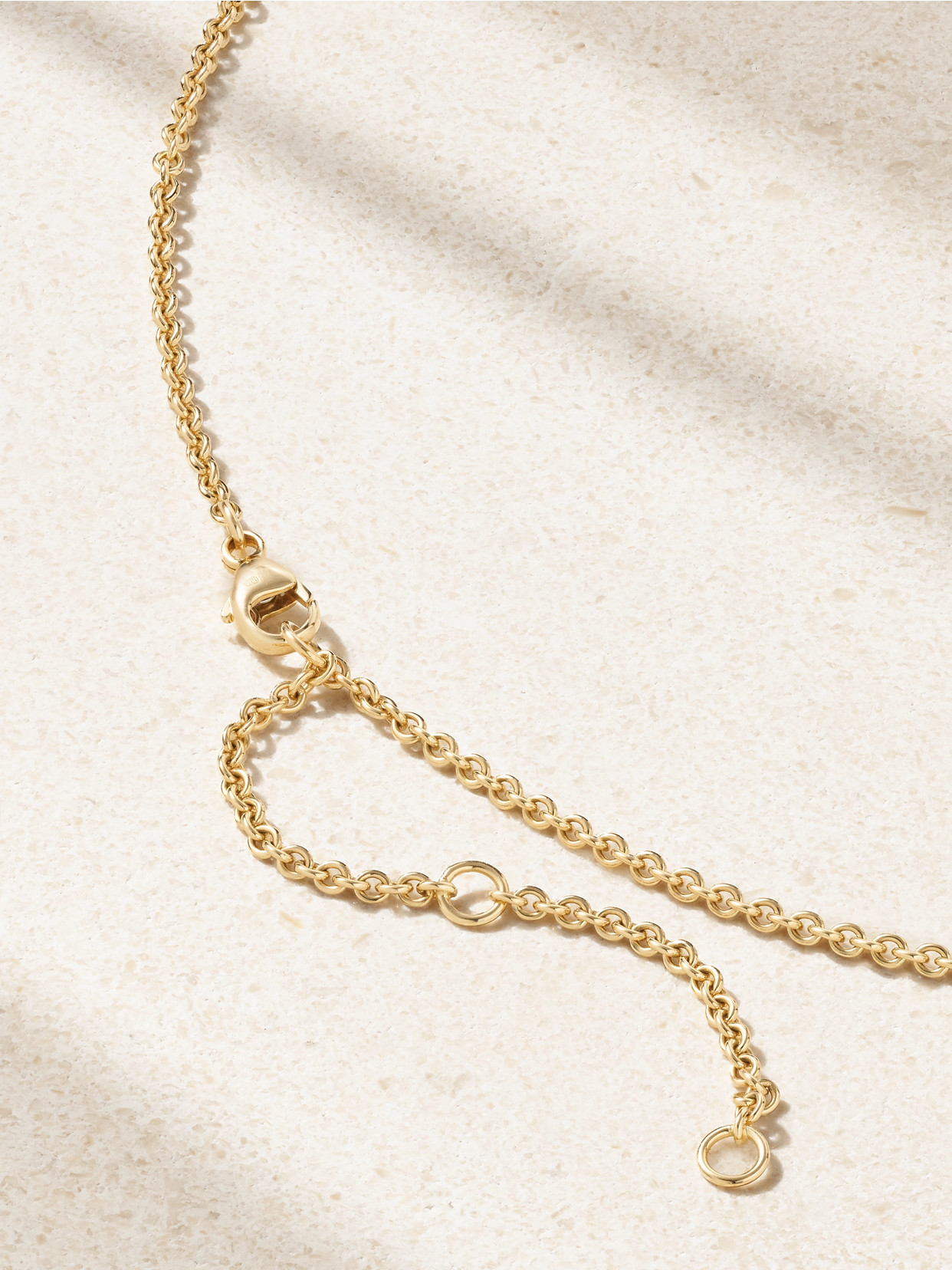 De Beers Talisman Medal Large 18-karat Gold Diamond Necklace In Gold