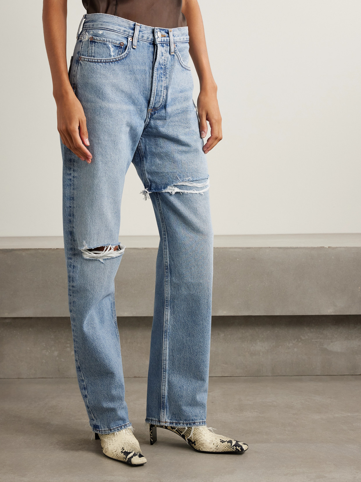 Amryn Distressed High-Rise Wide- Leg