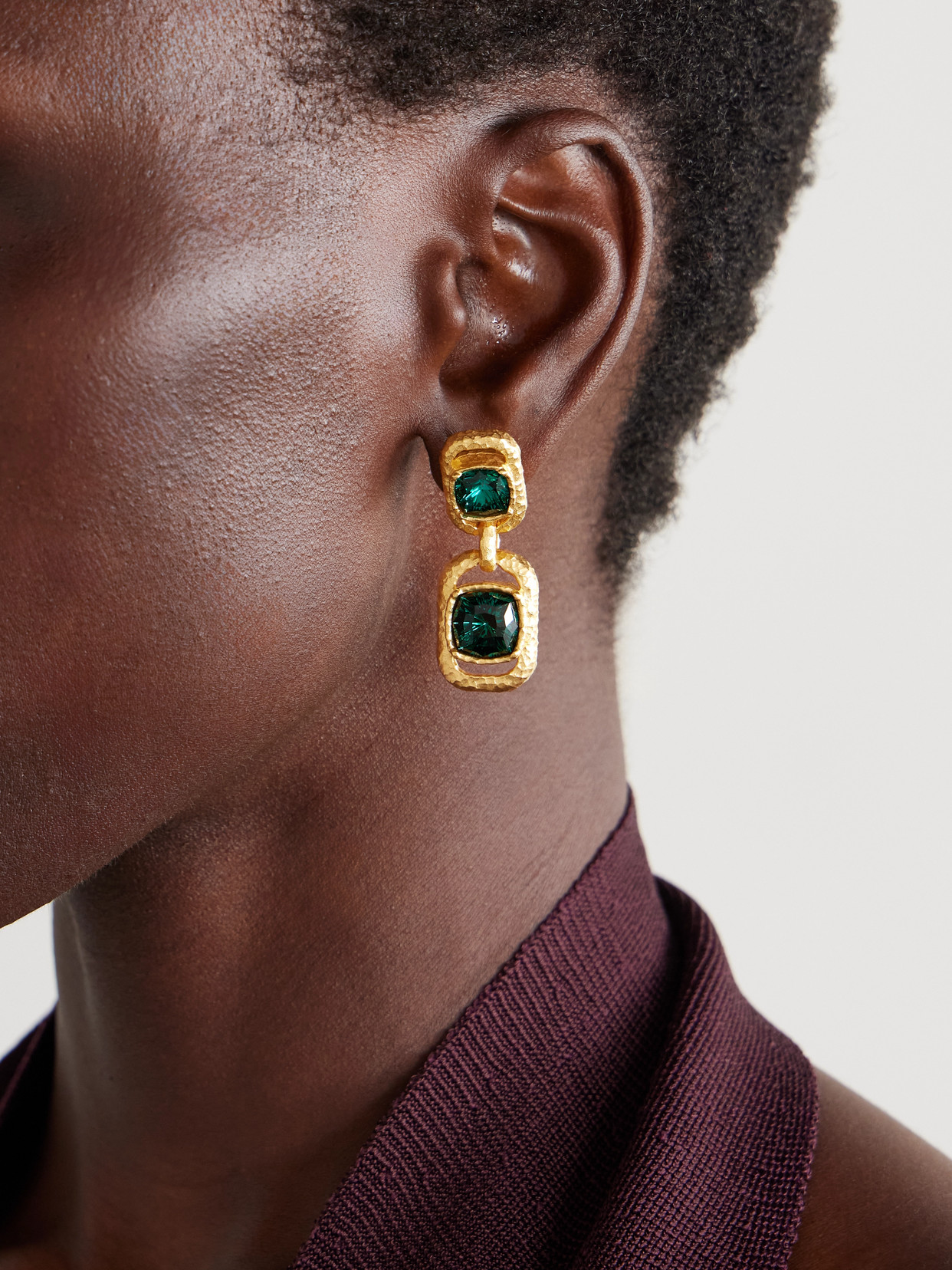 Oscar De La Renta Gold-tone Crystal Earrings In Gold