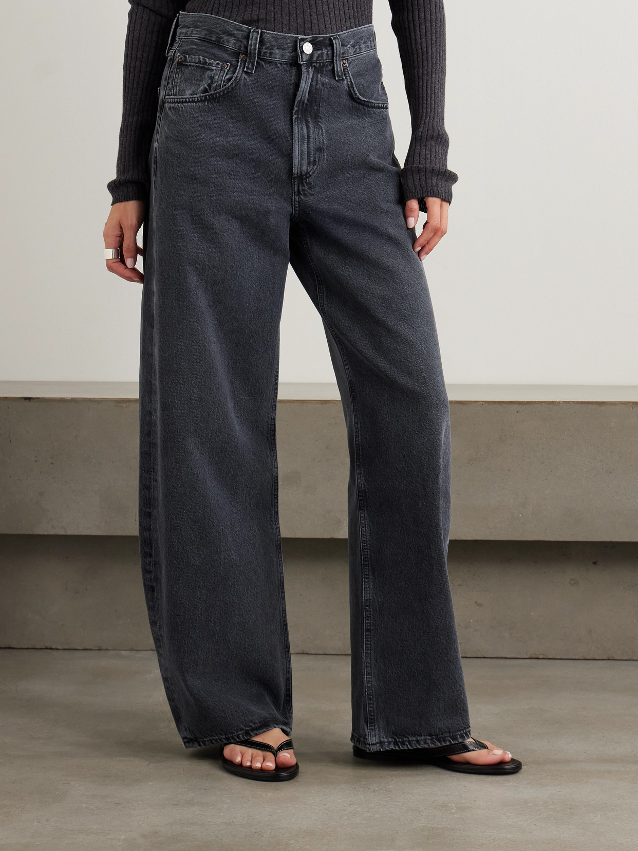 Agolde Low Curve Mid-rise Wide-leg Jeans In Black